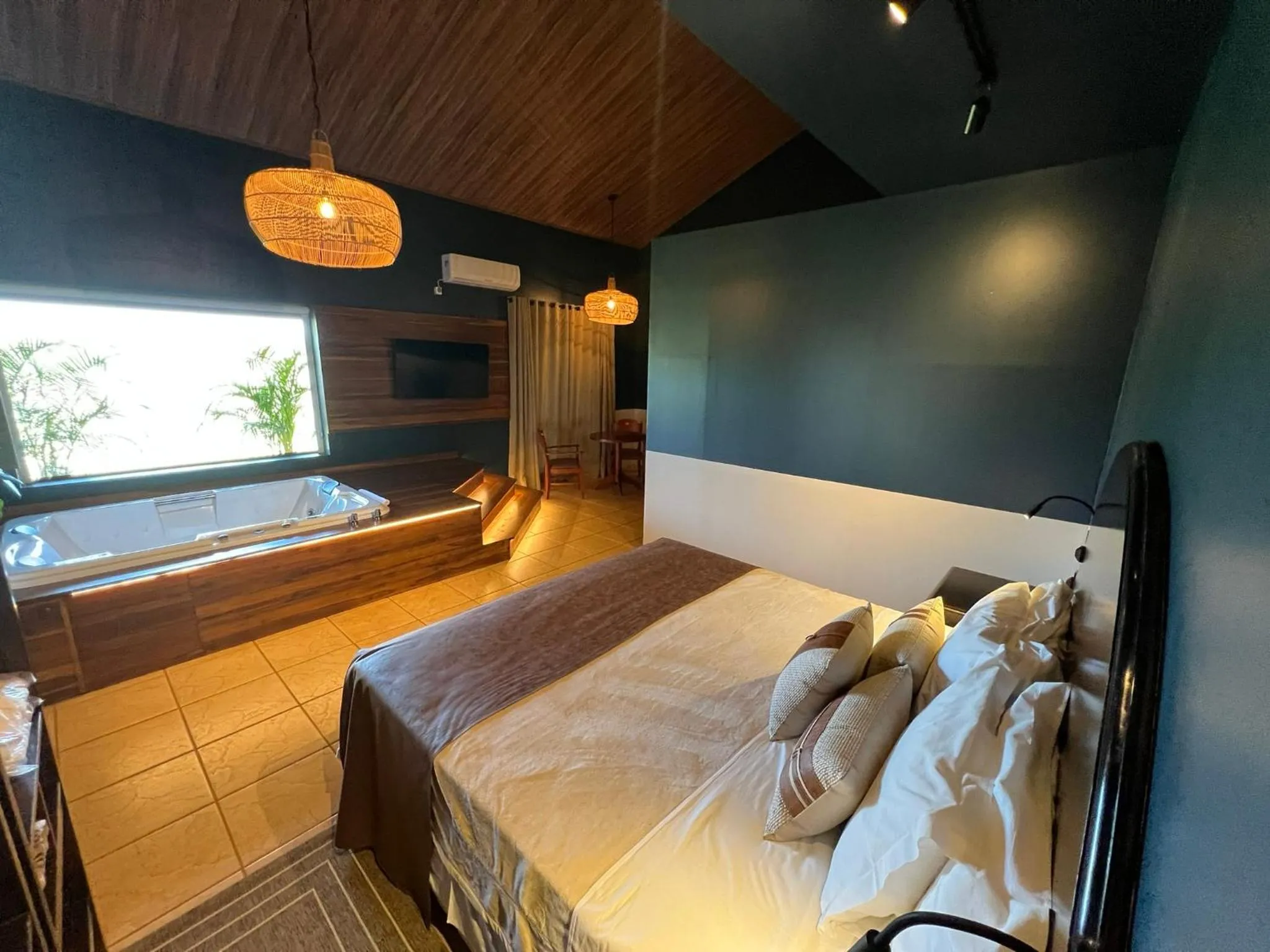 Bed in Tenondé Park Hotel