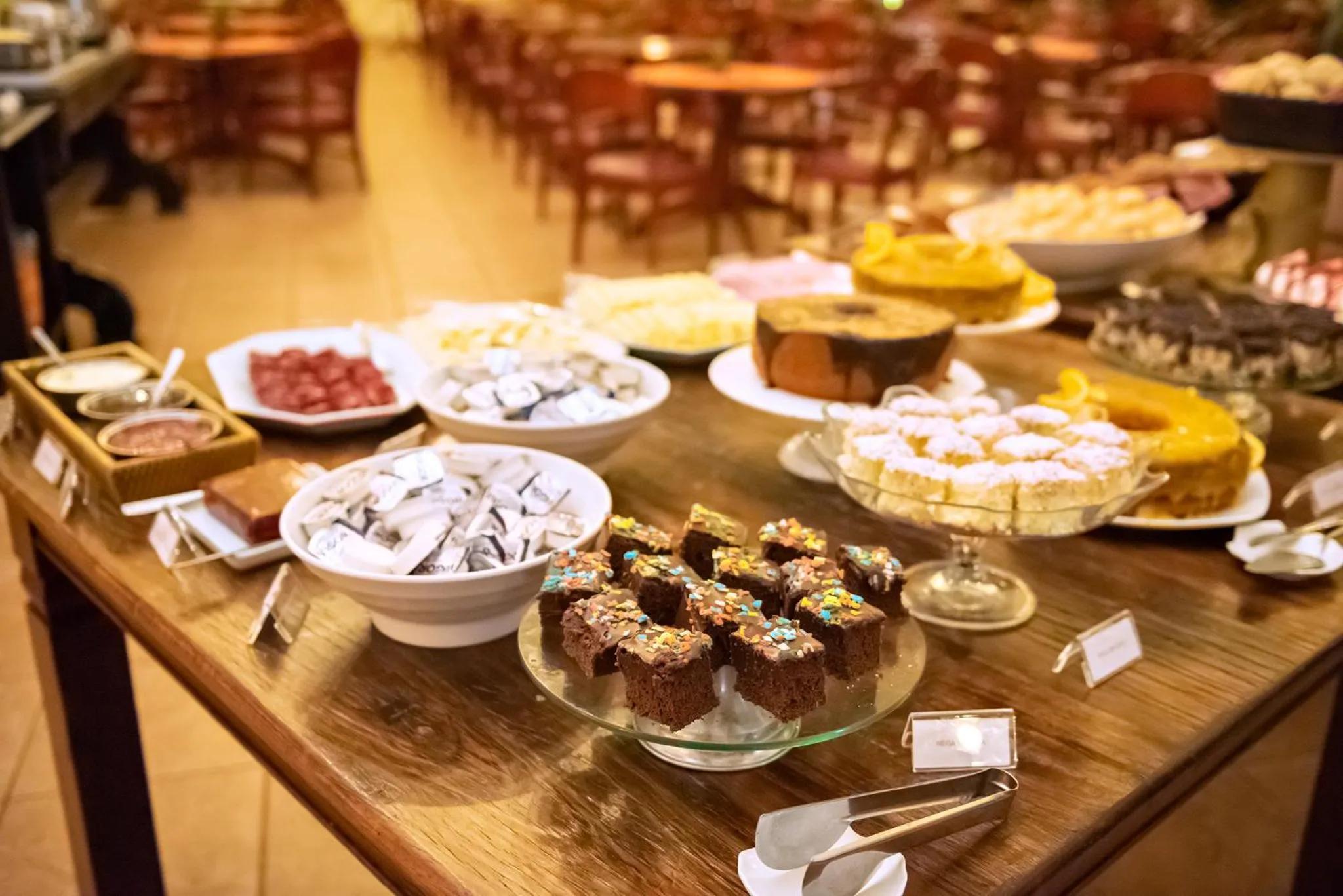 Food and drinks in Tenondé Park Hotel