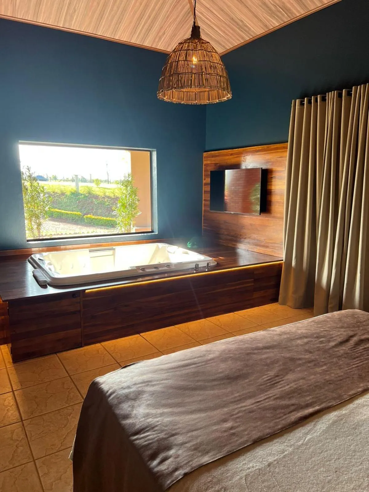 Bed in Tenondé Park Hotel