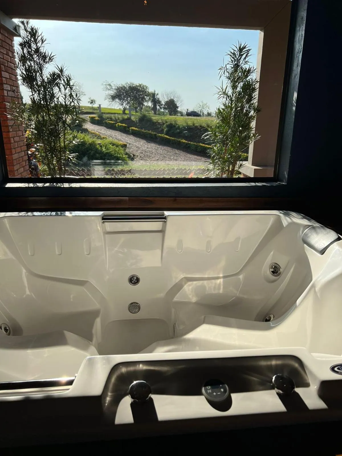 Hot Tub in Tenondé Park Hotel