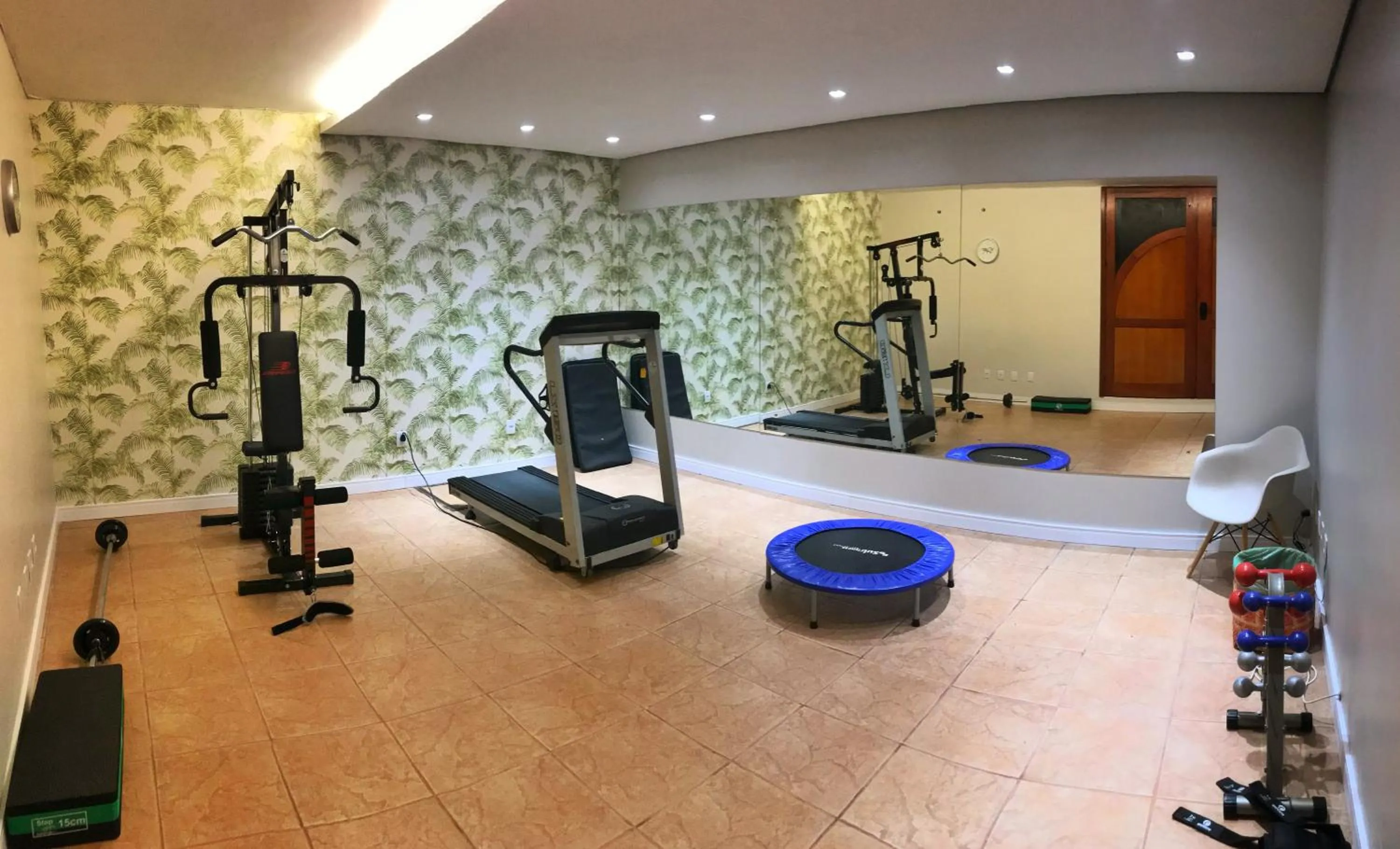 Fitness centre/facilities in Tenondé Park Hotel