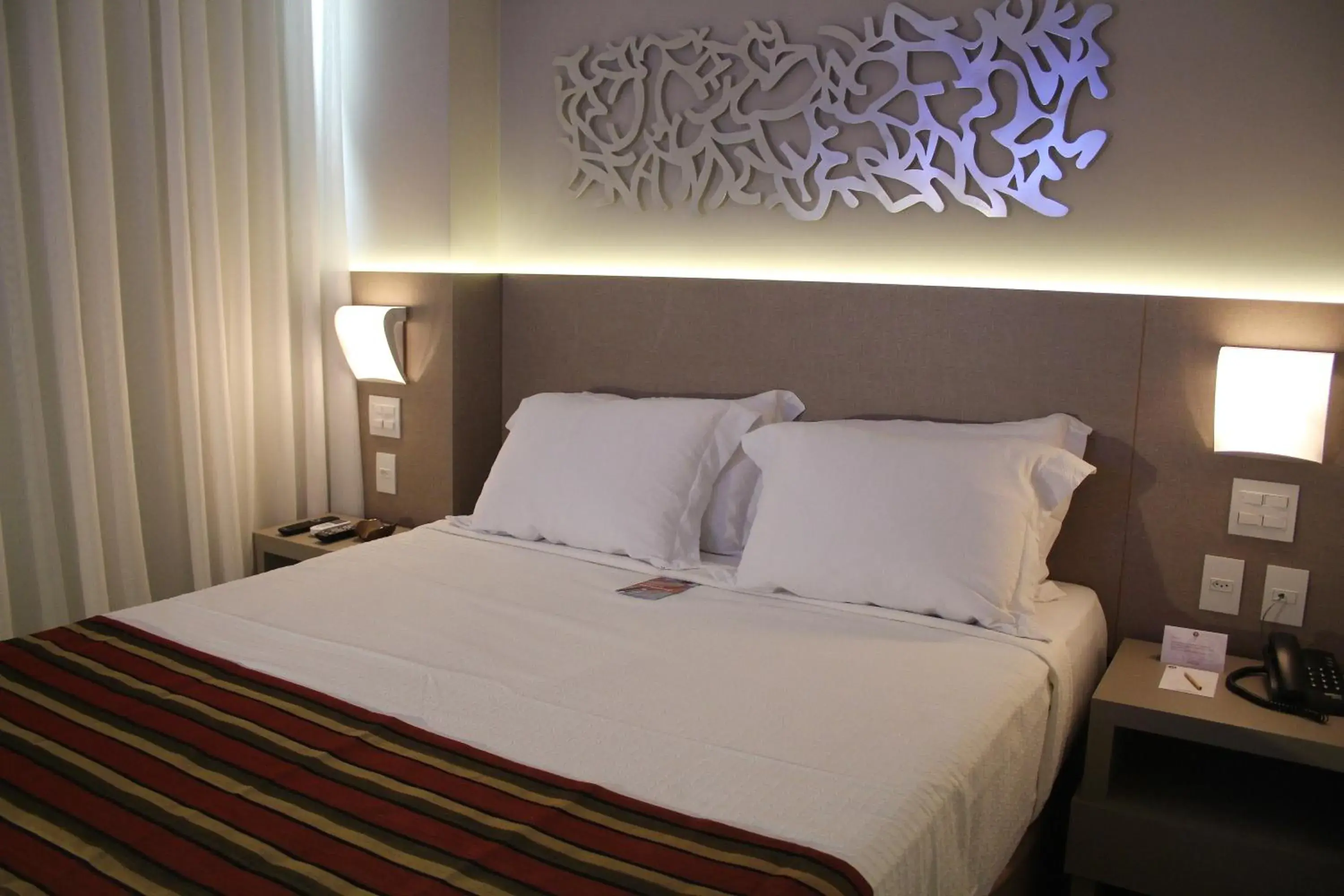 Luxury Double Room with Double Bed in Hotel Beaga Convention Expominas by MHB Luxury Double Room with Double Bed in Hotel Beaga Convention Expominas by MHB