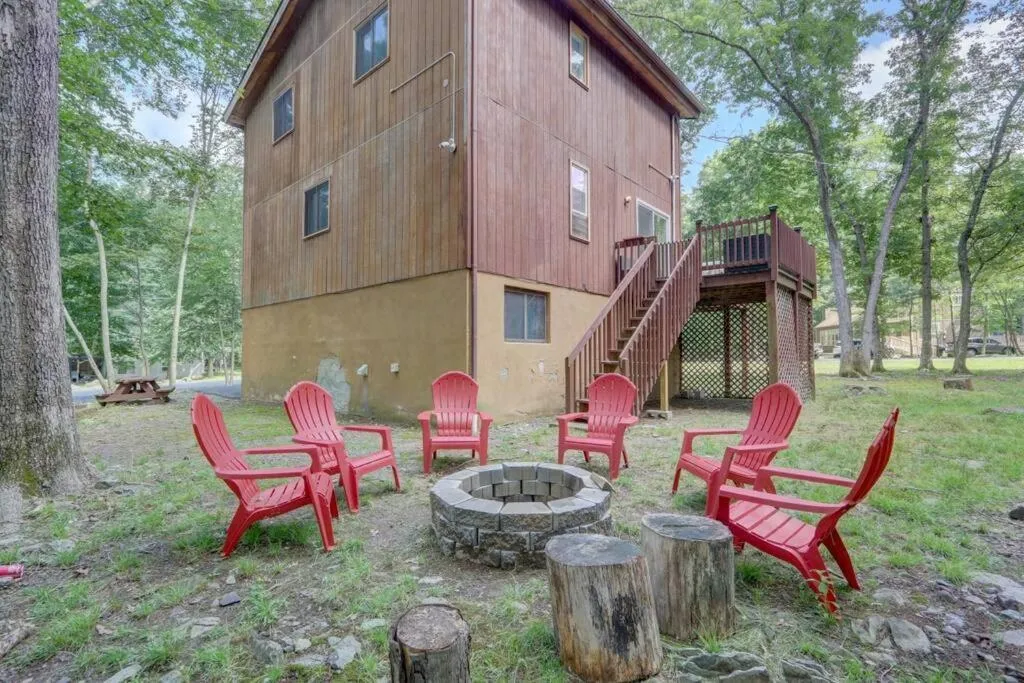 Activities in Cozy Chalet Game Rm and Fireplace