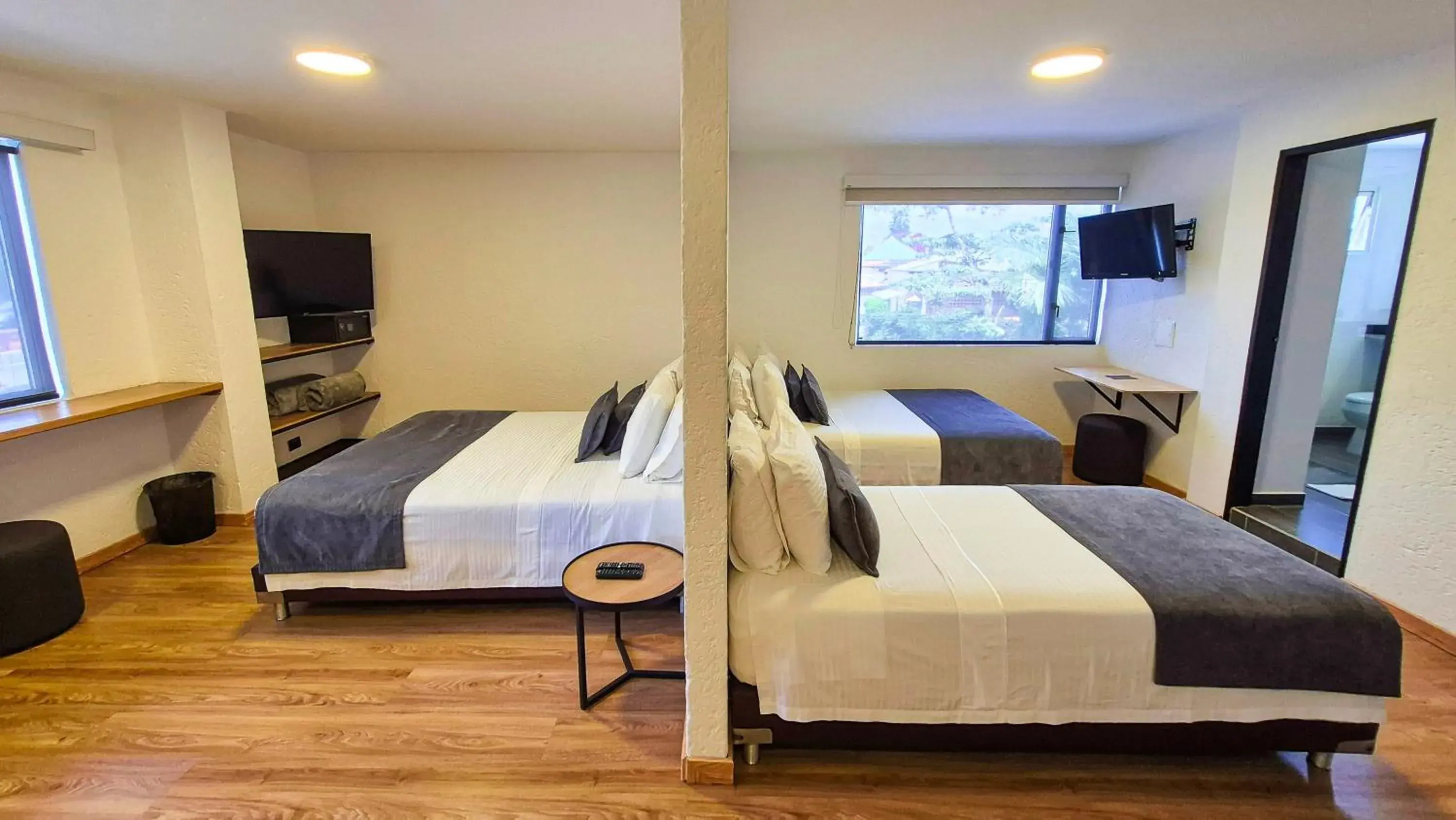 Triple Room in Hotel Santiago de Arma Triple Room in Hotel Santiago de Arma