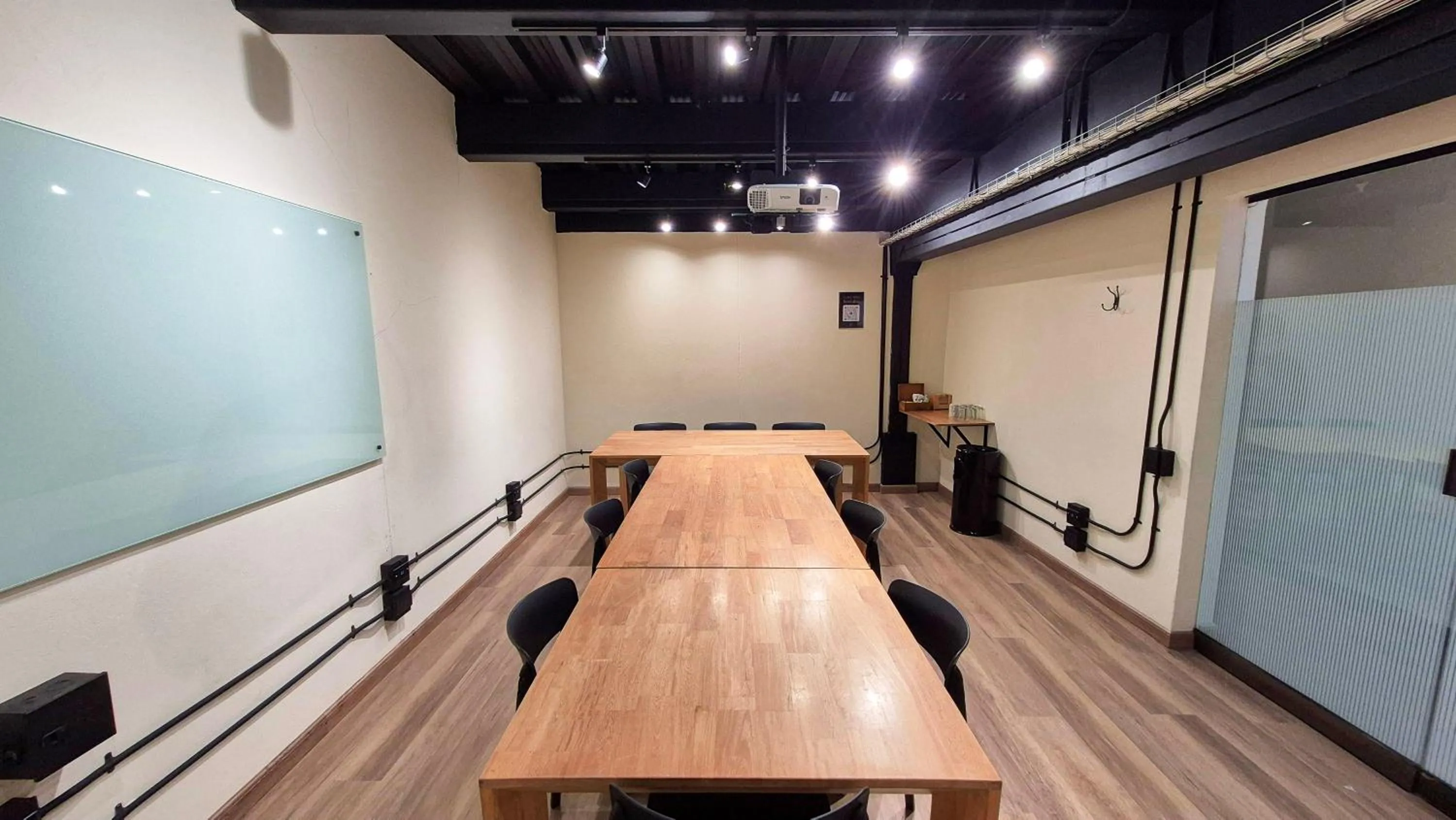 Meeting/conference room in Hotel Santiago de Arma