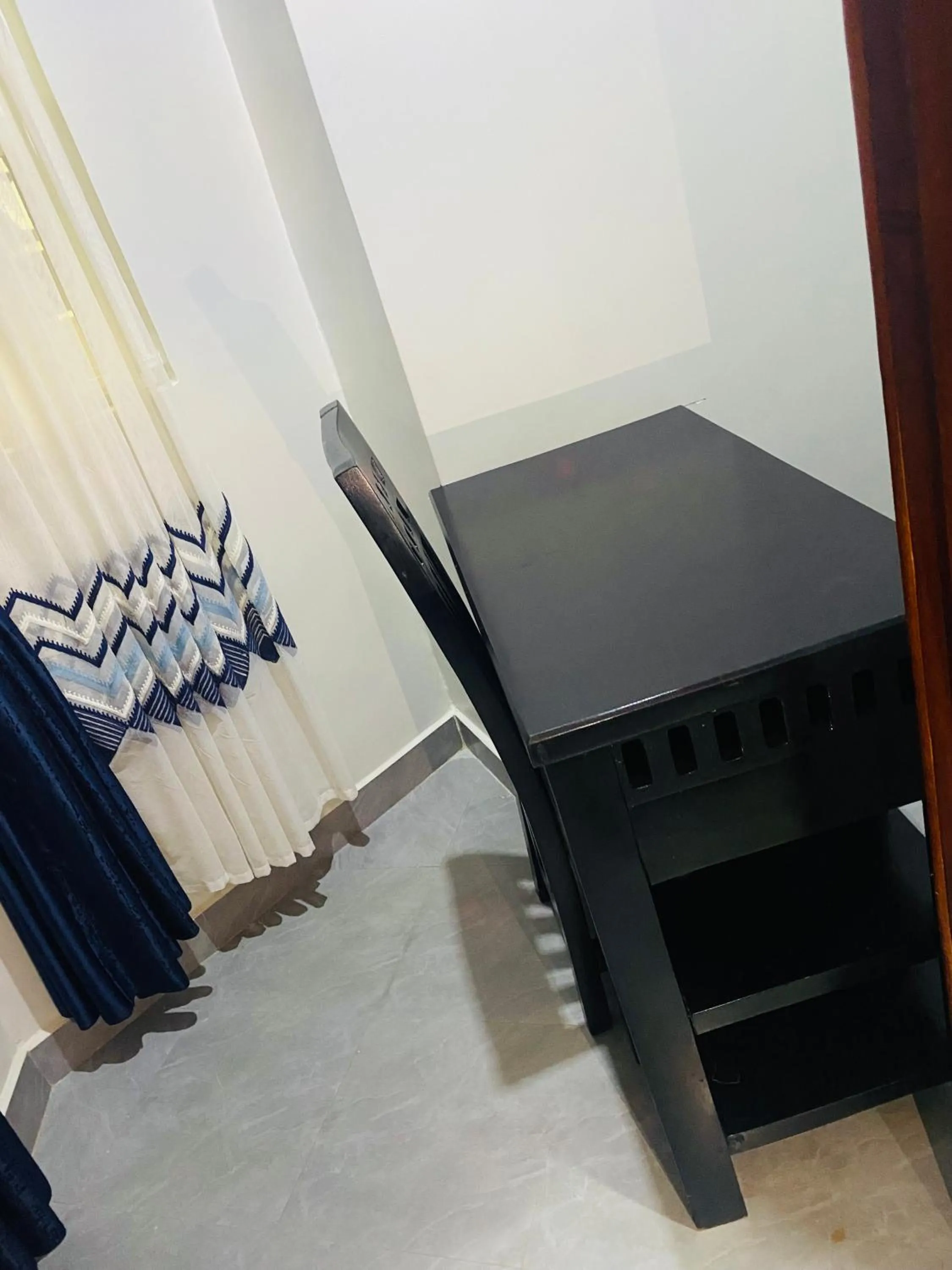 Seating area in Dyvan Lounge & Cottages