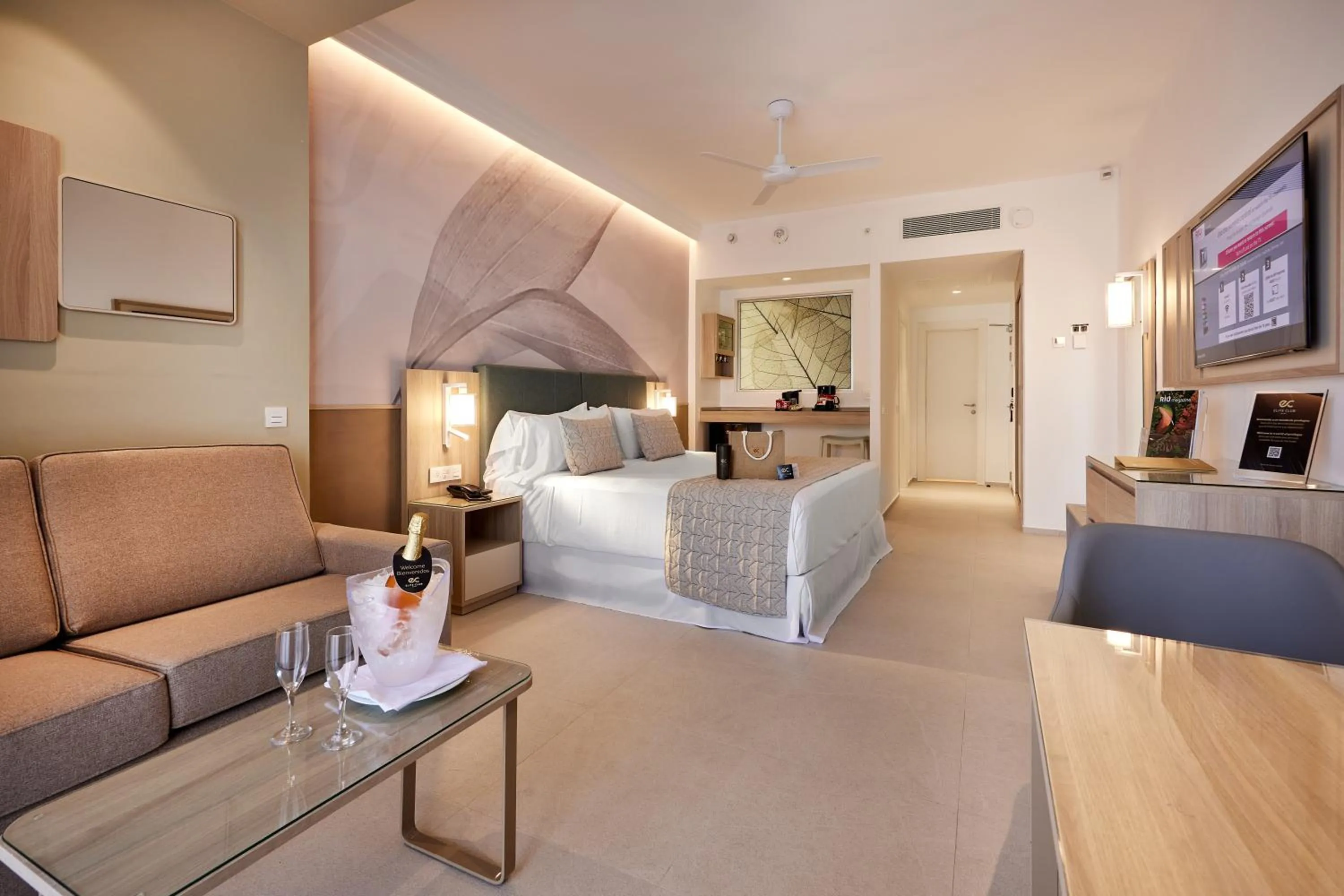 Bed in Riu Palace Macao - Adults Only - All Inclusive