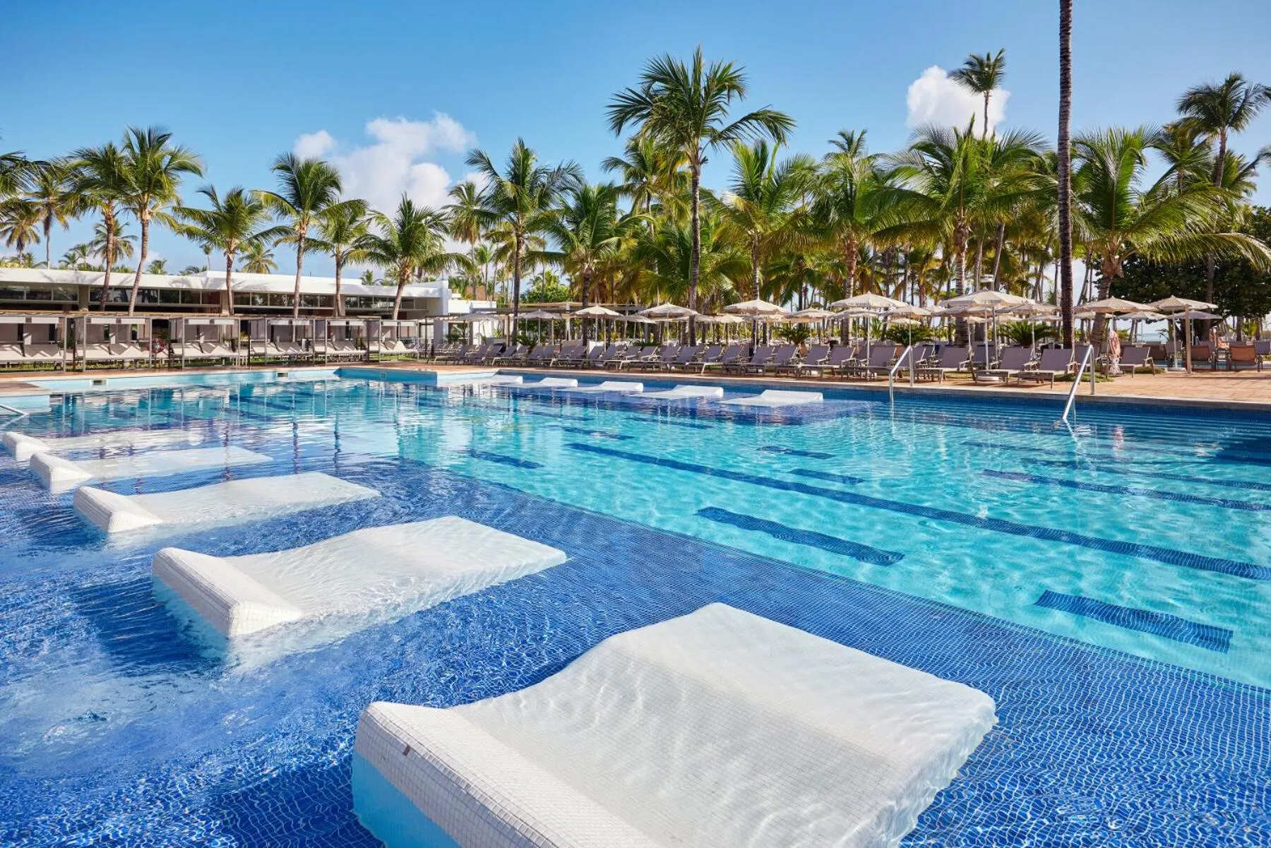 Swimming pool in Riu Palace Macao - Adults Only - All Inclusive