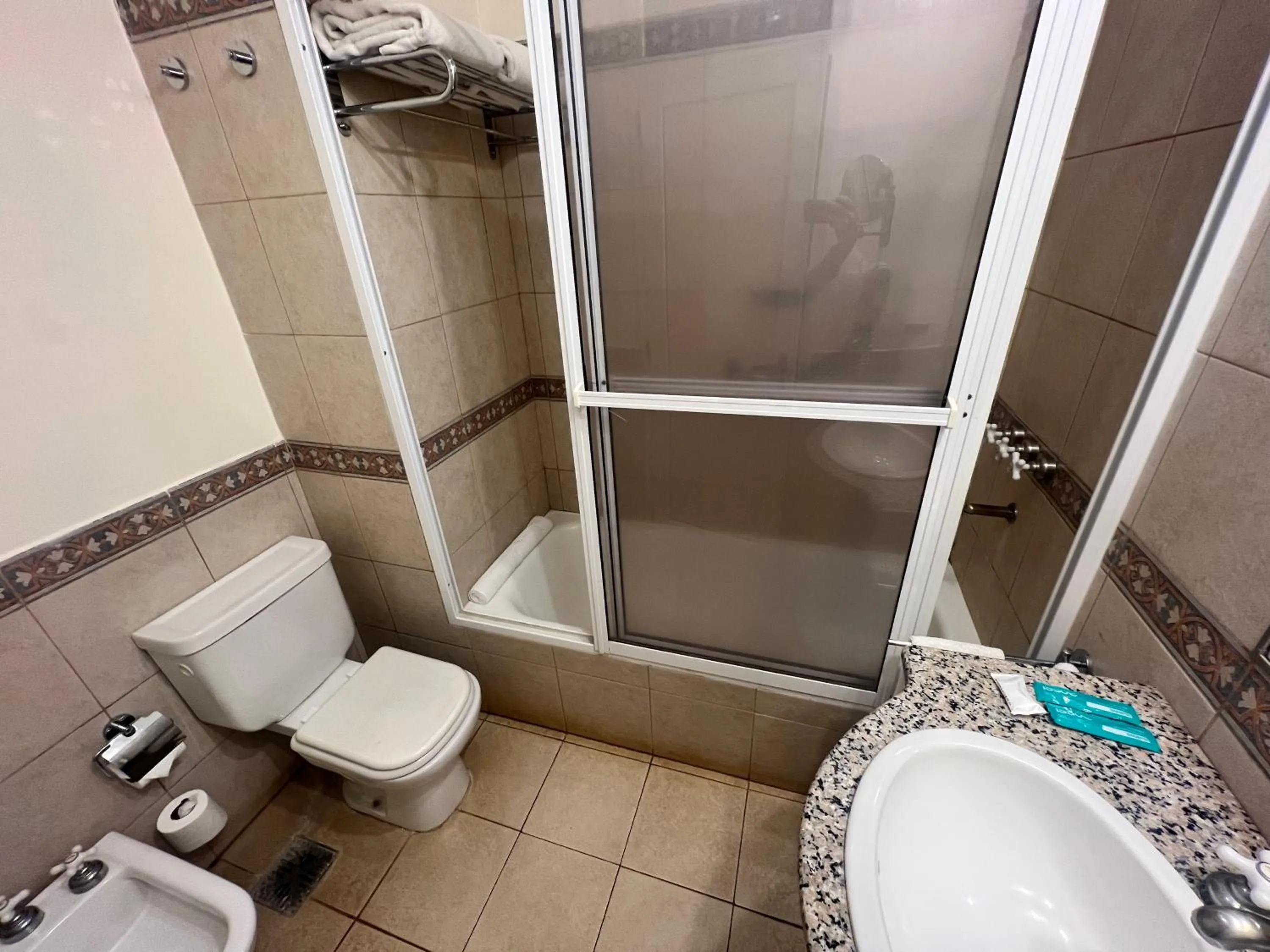 Bathroom in Hotel Maitei Posadas