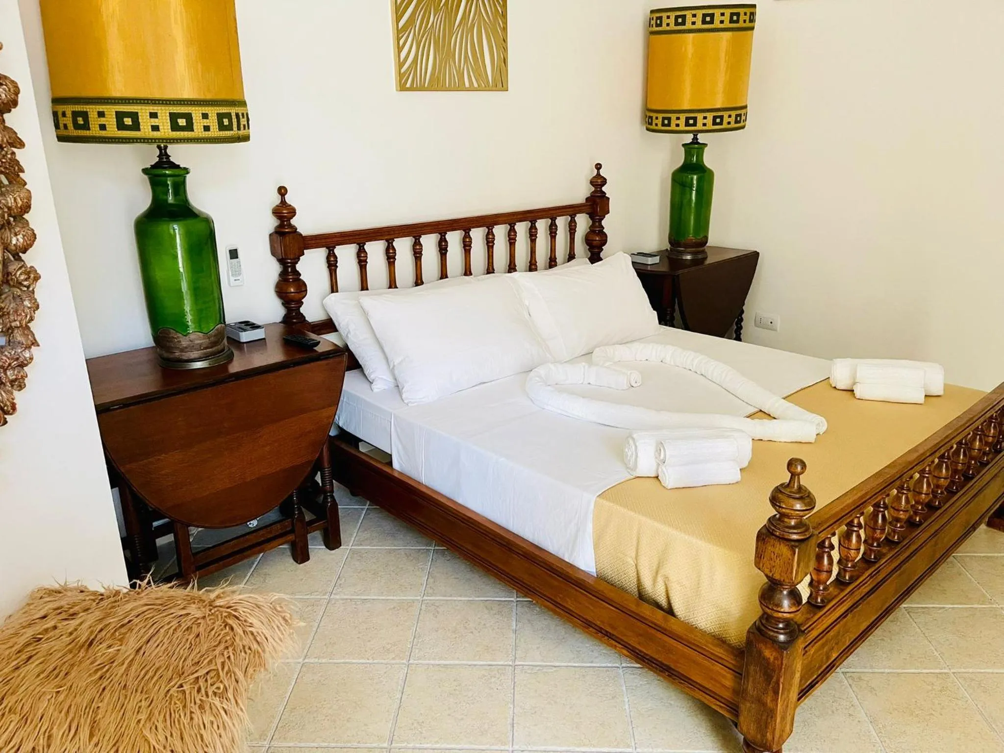 Bed in wild rooms&house