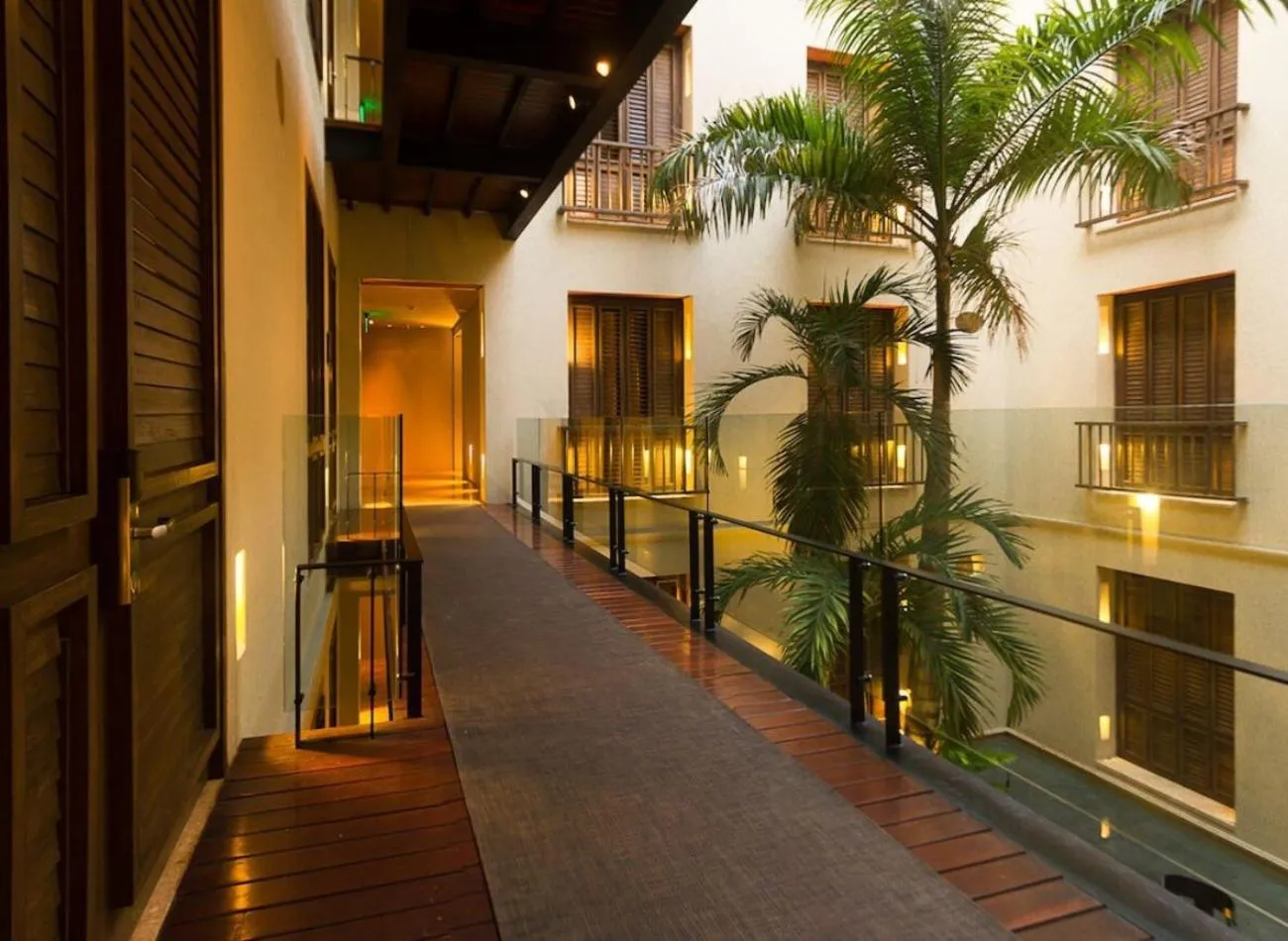 Patio in Bastión Luxury Hotel