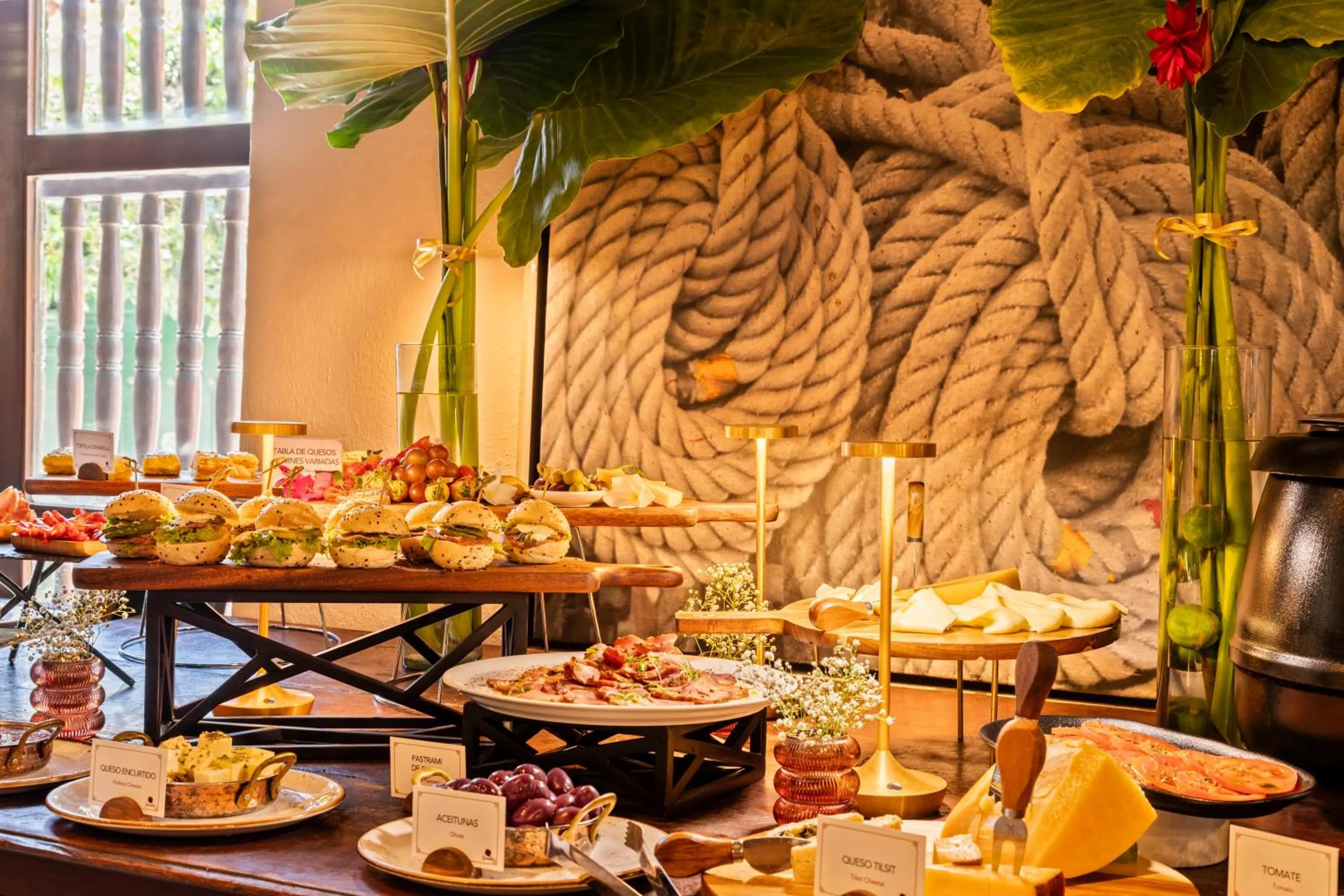 Food in Bastión Luxury Hotel