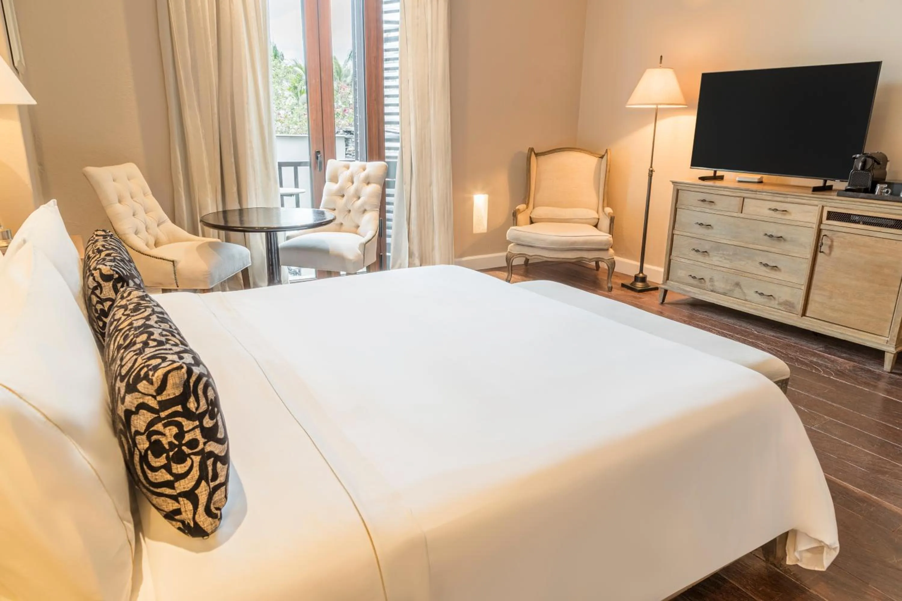 Bed in Bastión Luxury Hotel