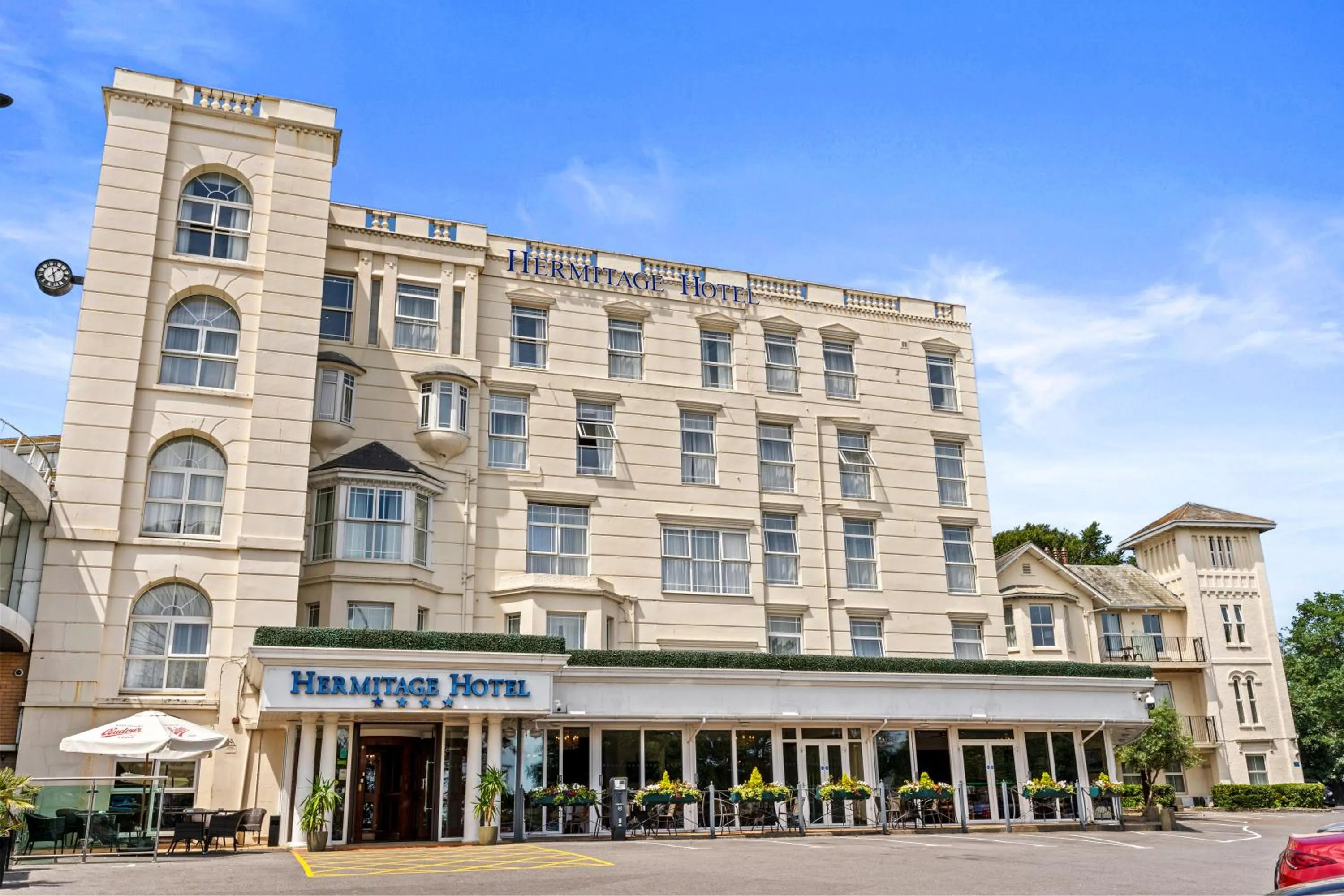 Property building in The Hermitage Hotel - OCEANA COLLECTION