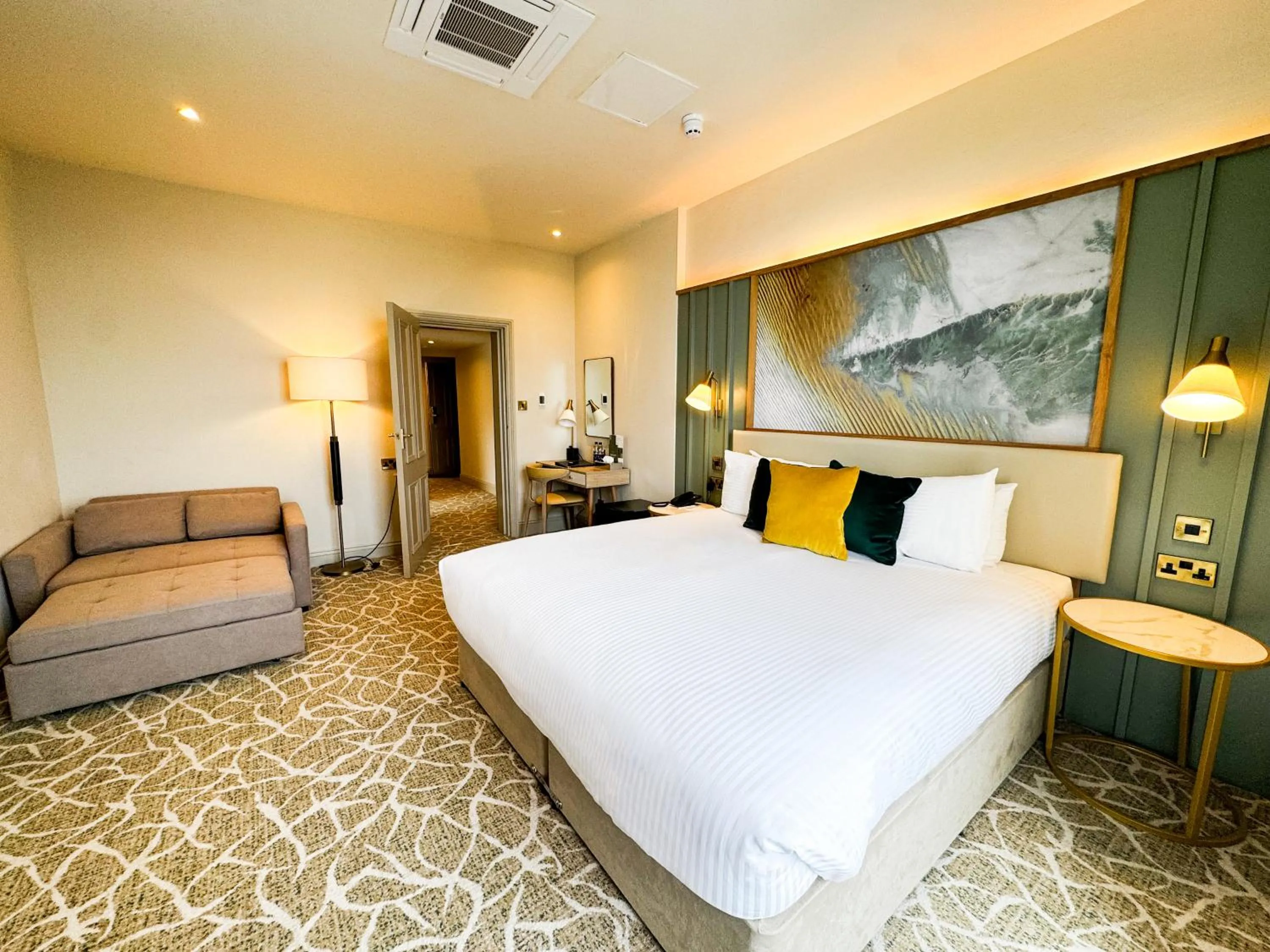 Bed in The Hermitage Hotel - OCEANA COLLECTION