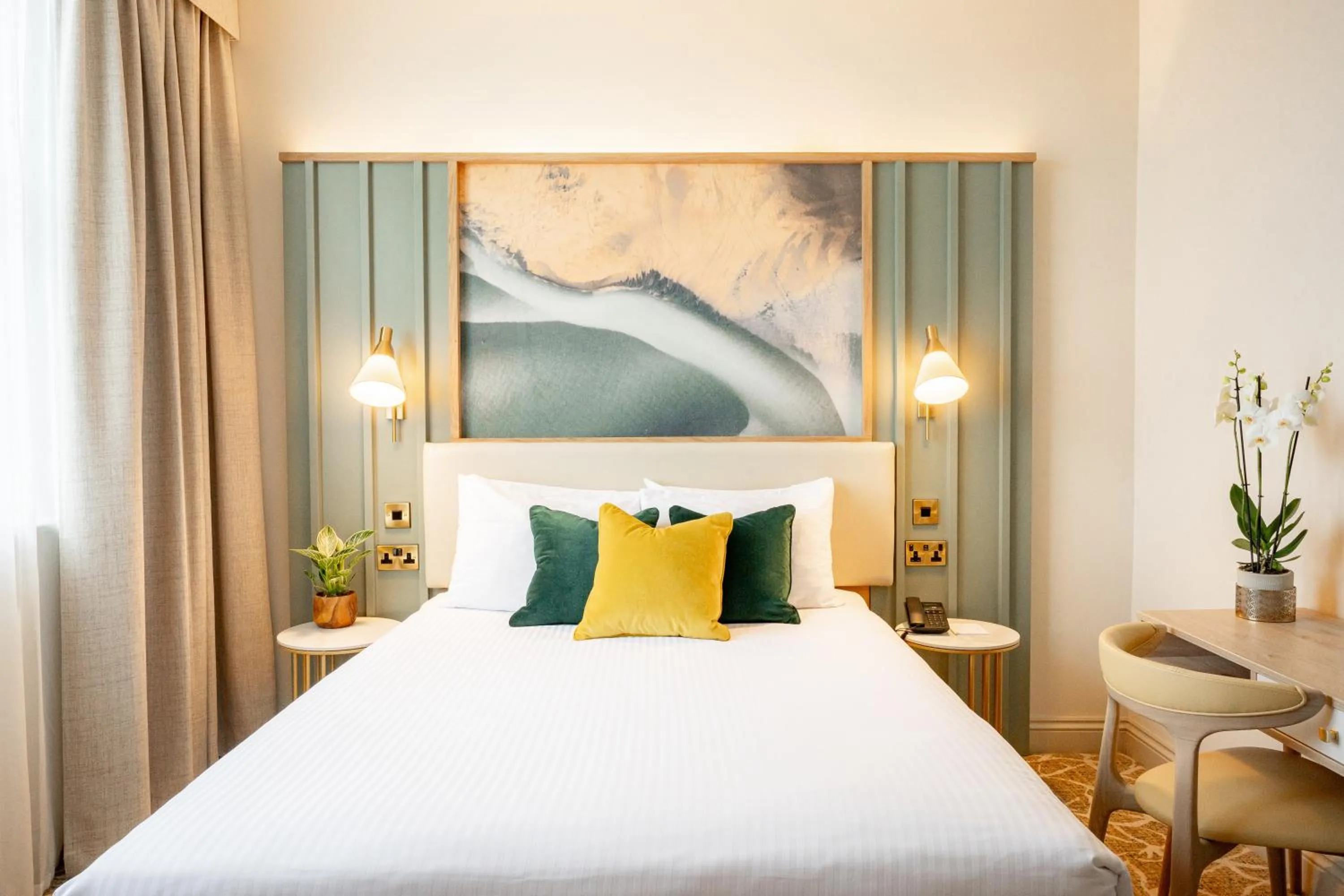 Bed in The Hermitage Hotel - OCEANA COLLECTION