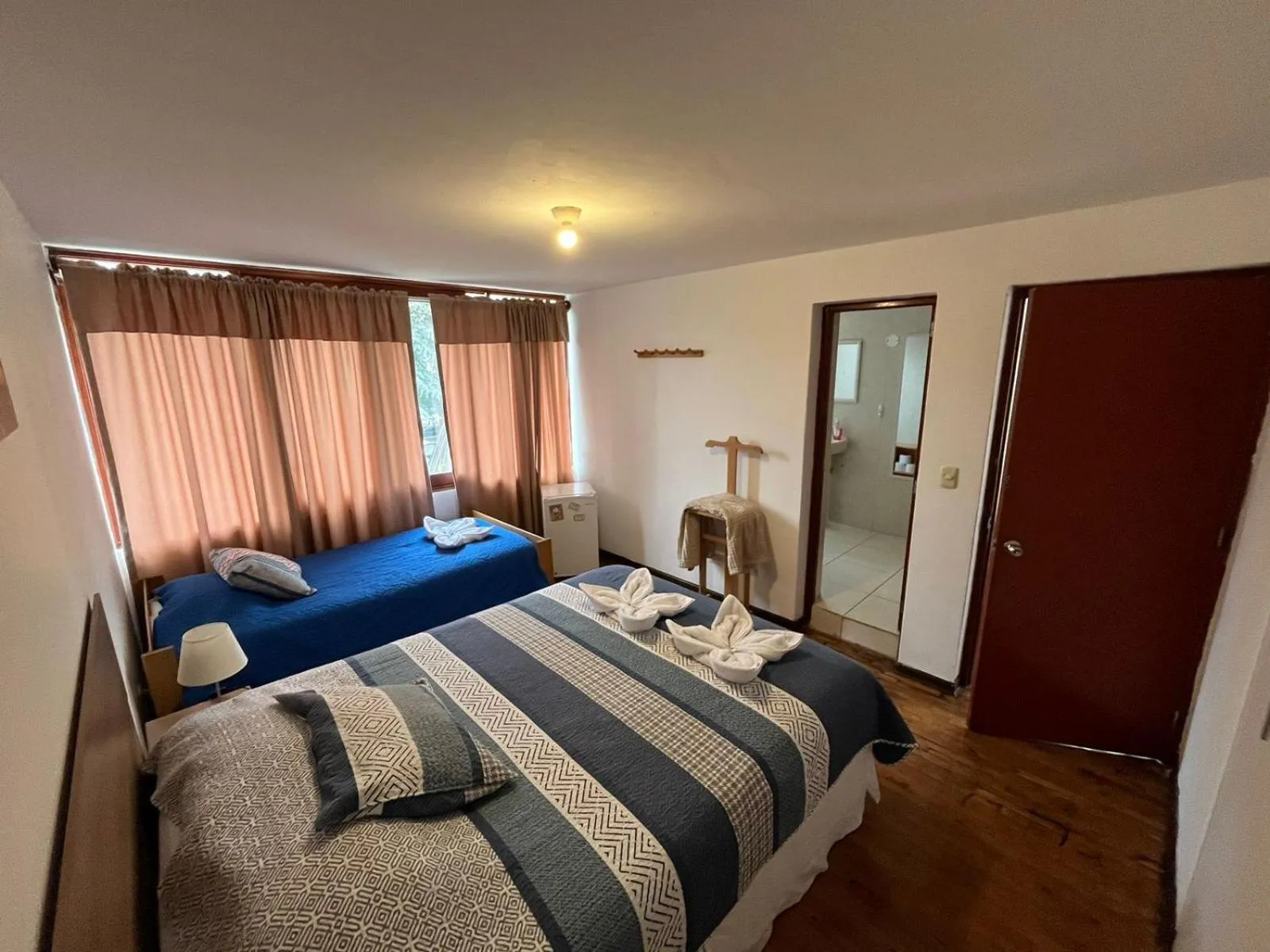 Photo of the whole room, Bed in Harmony Inn Miraflores