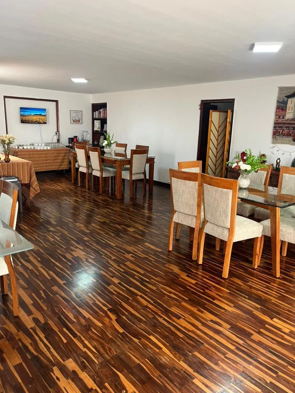 Restaurant/places to eat in Harmony Inn Miraflores