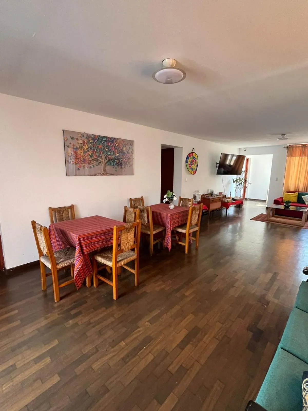 TV and multimedia in Harmony Inn Miraflores