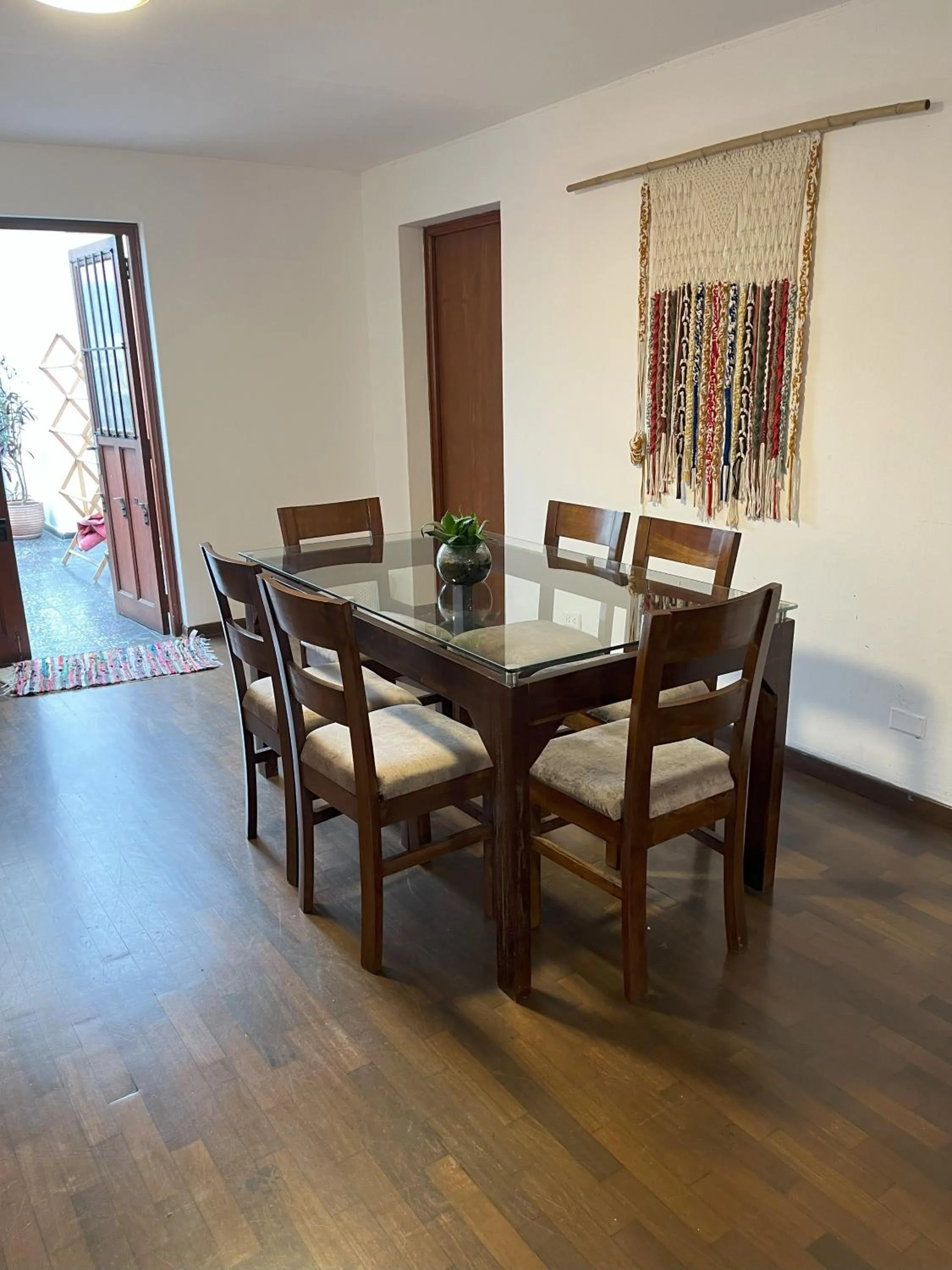 Dining area in Harmony Inn Miraflores