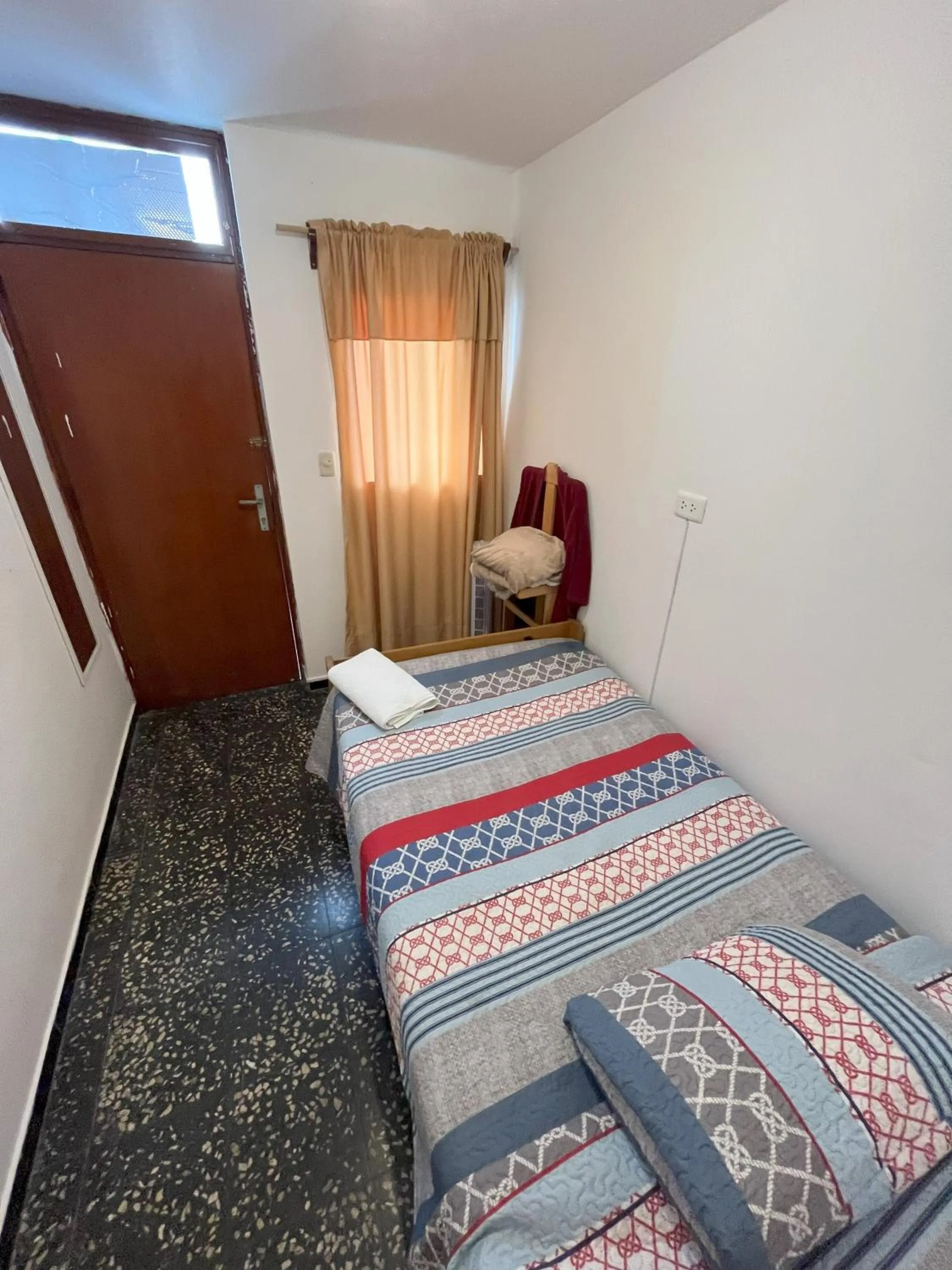 Photo of the whole room, Bed in Harmony Inn Miraflores