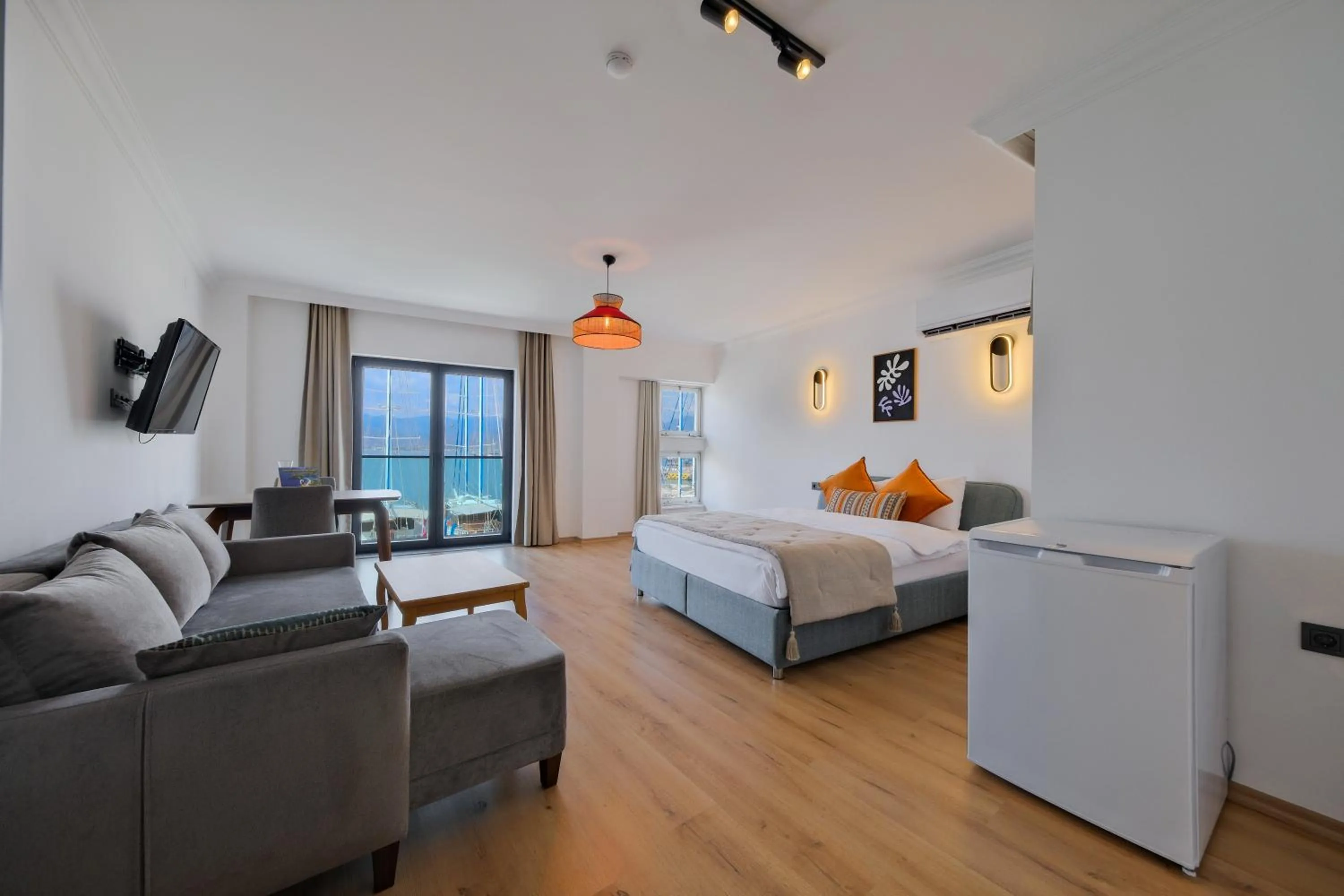 Bed in Körfez Residence