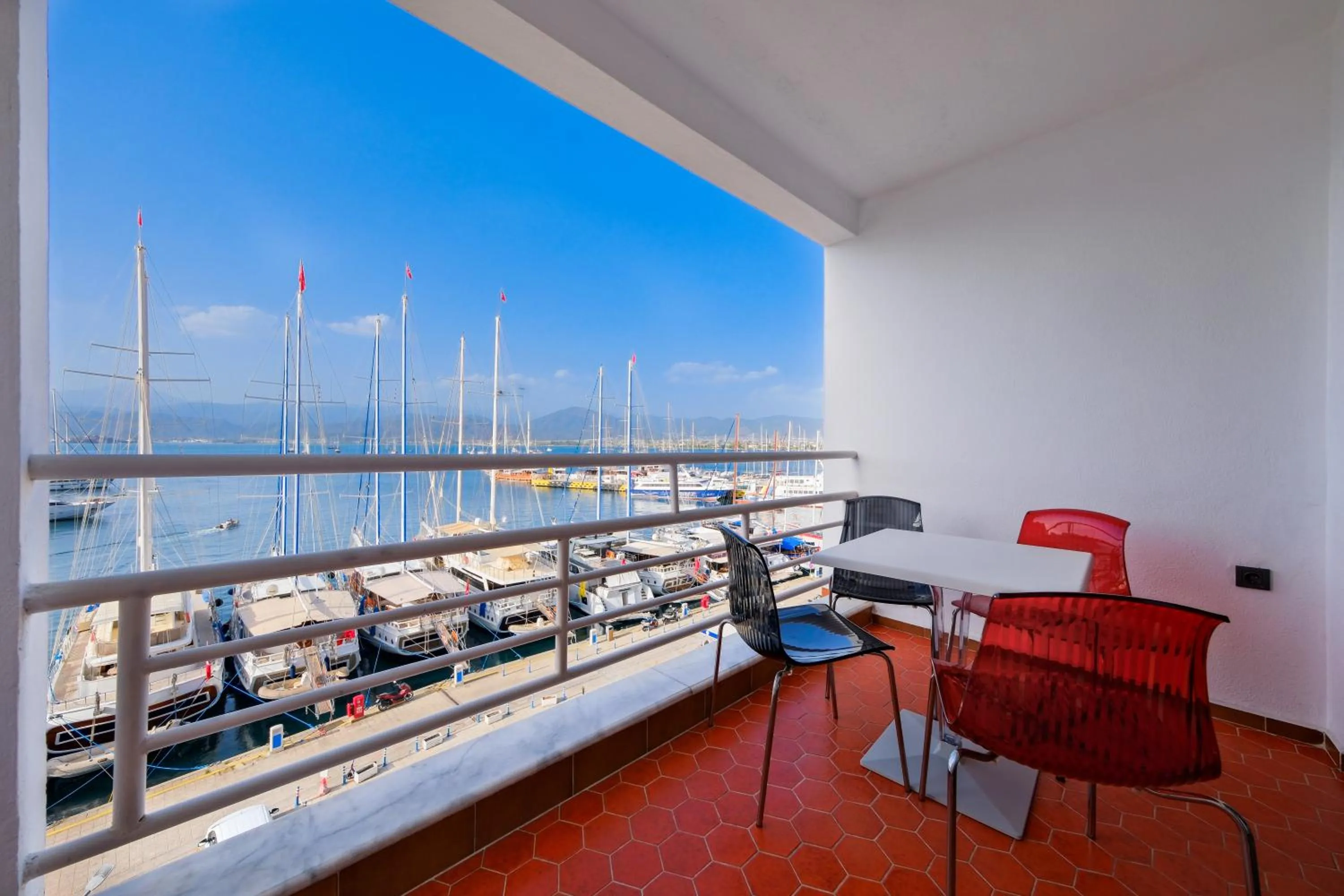 Balcony/Terrace in Körfez Residence