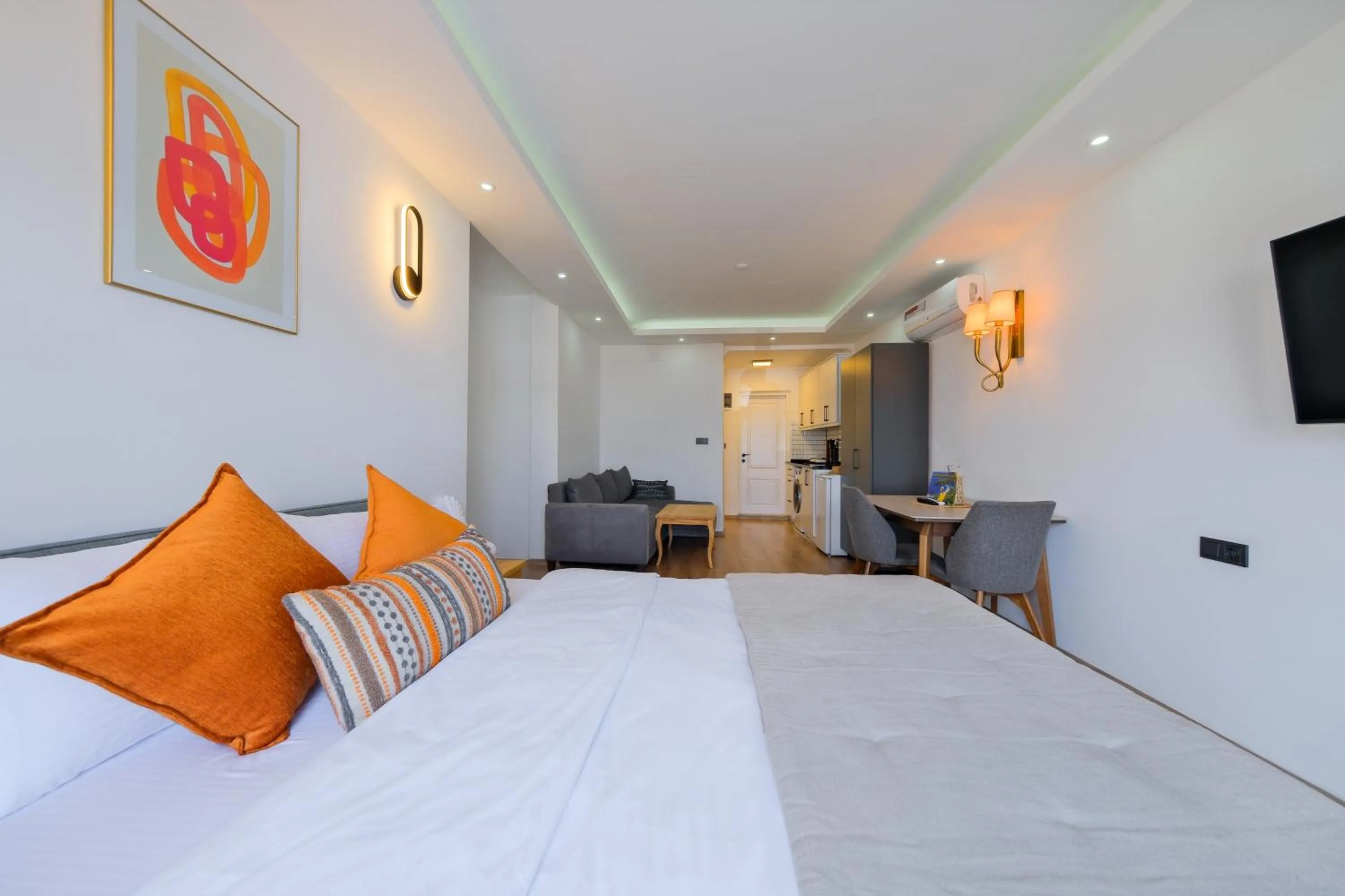 Photo of the whole room, Bed in Körfez Residence