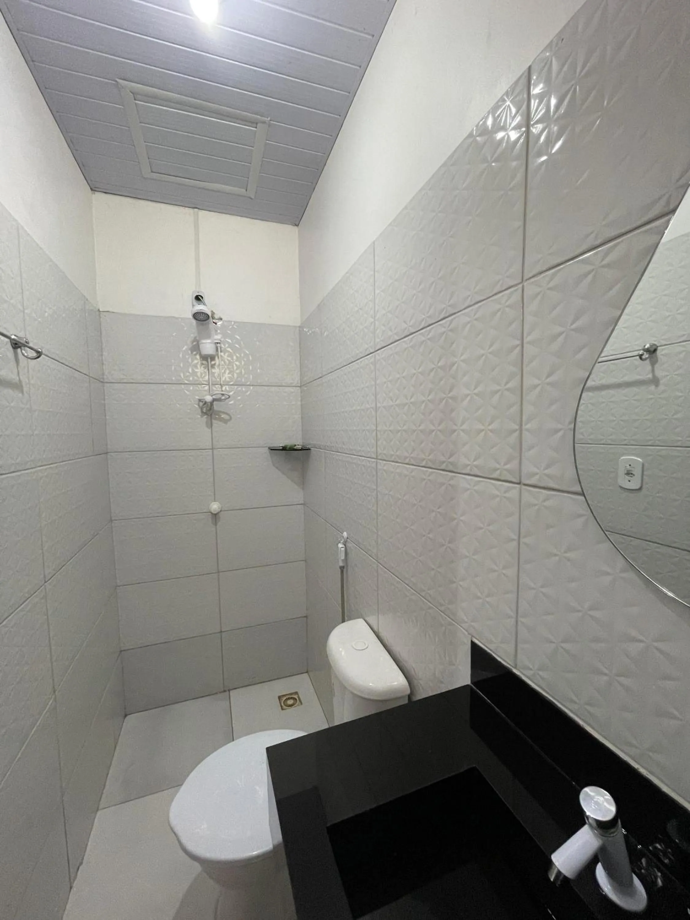 Shower in Pousada Angatu alter