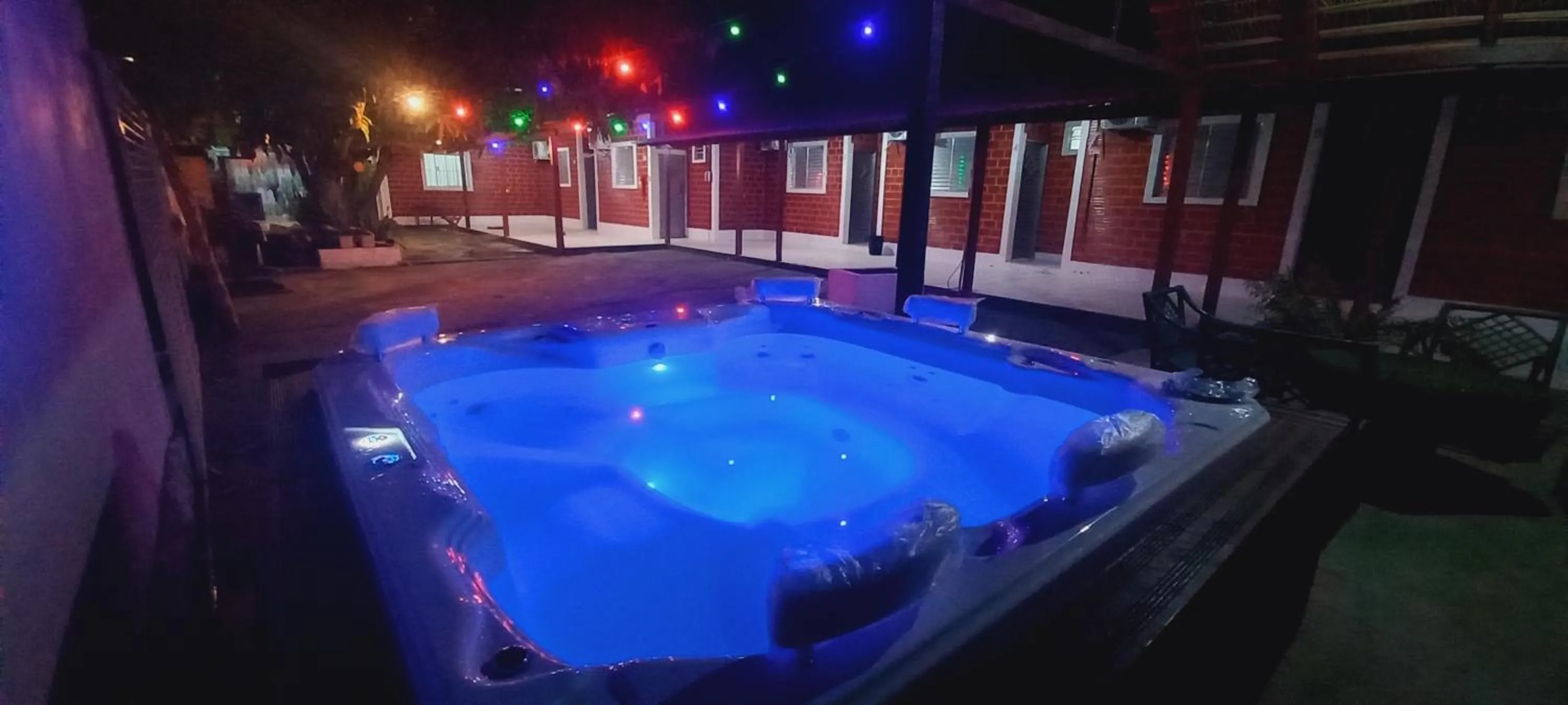 Night in Pousada Angatu alter