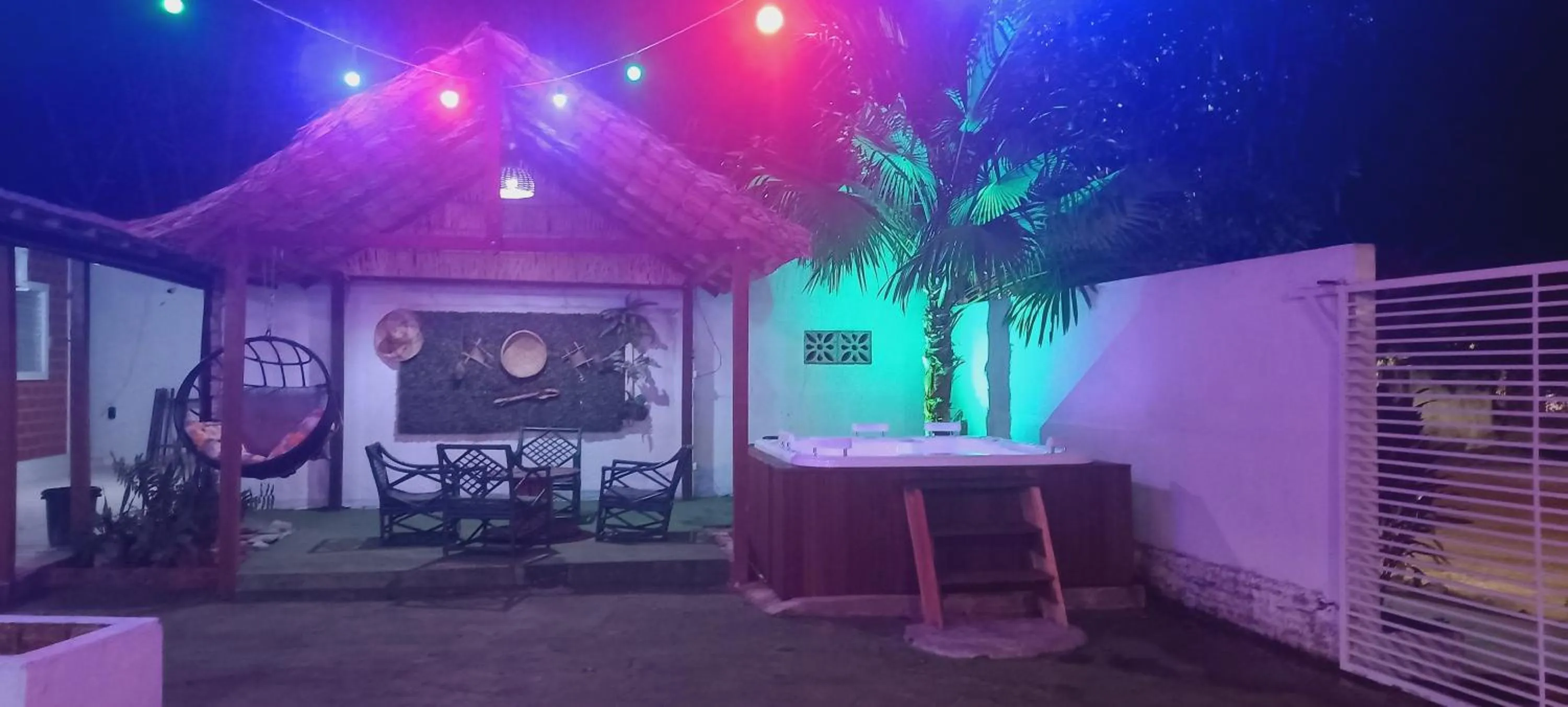 Night in Pousada Angatu alter