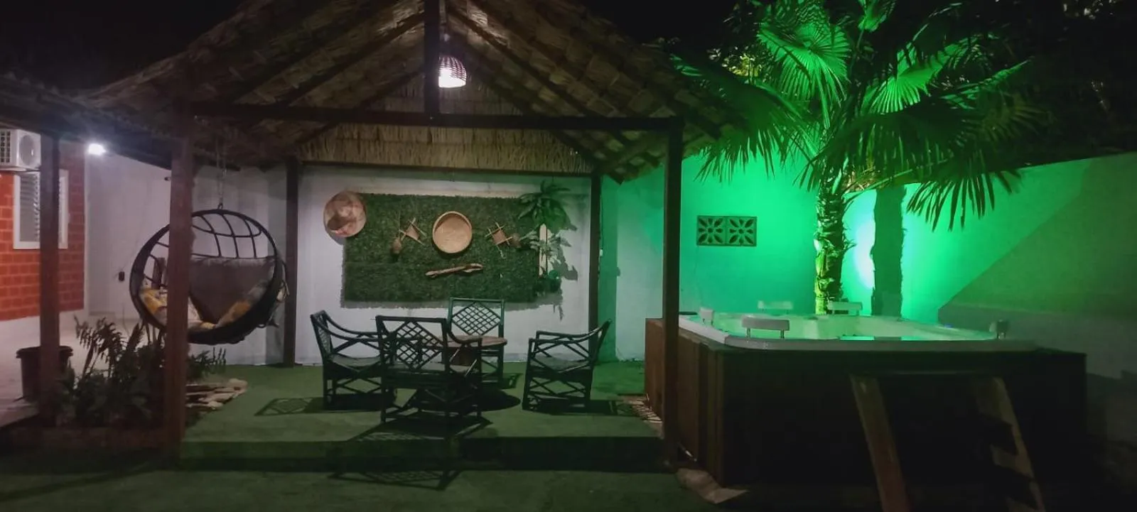 Swimming pool in Pousada Angatu alter