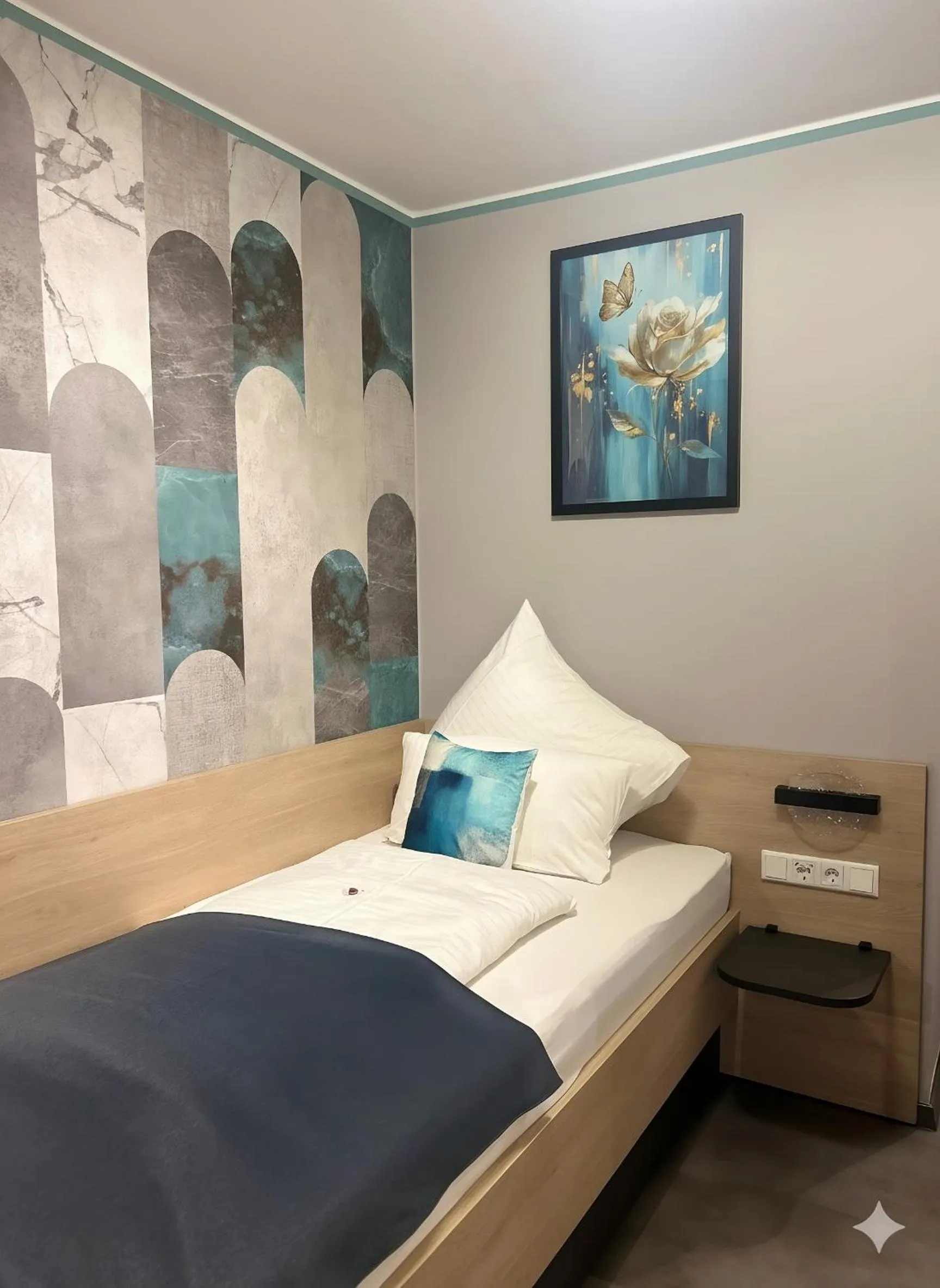 Photo of the whole room, Bed in Flair Hotel zur Therme