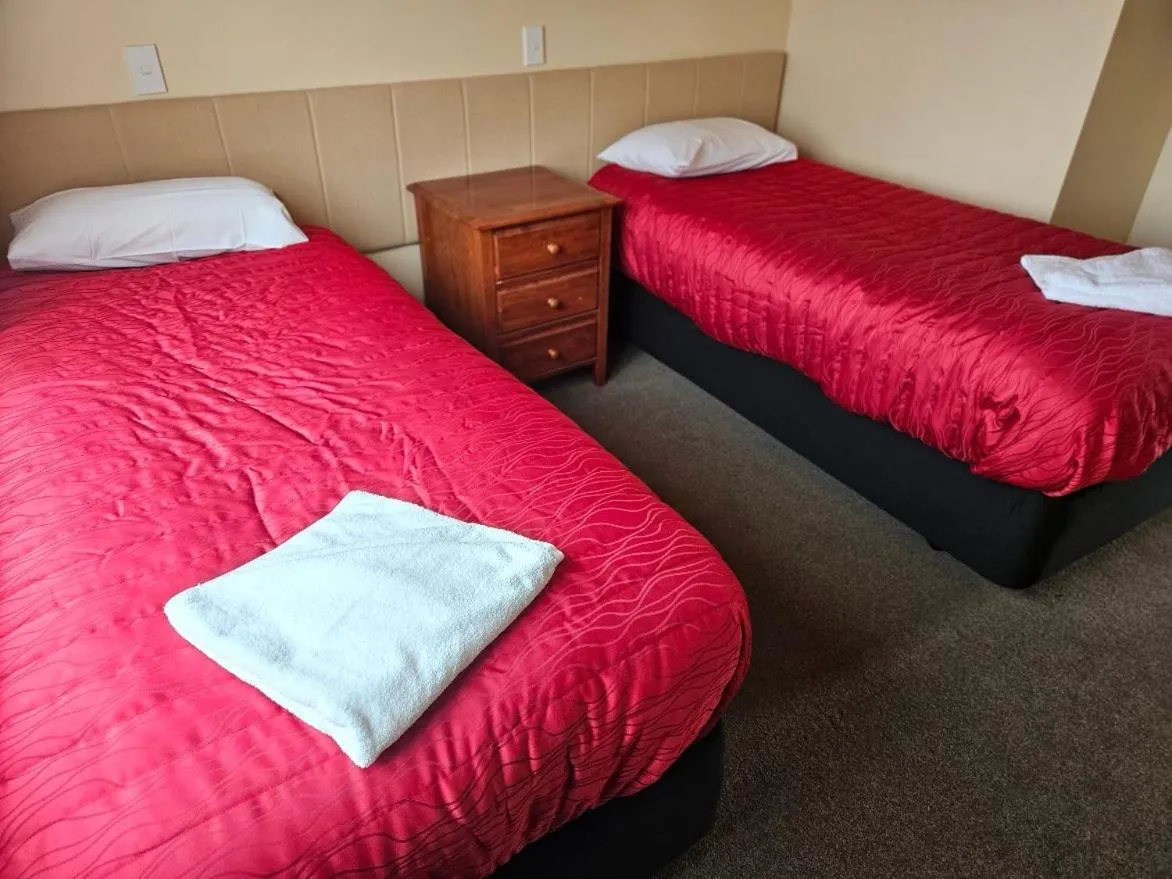 Bed in Kiwi Park Motels