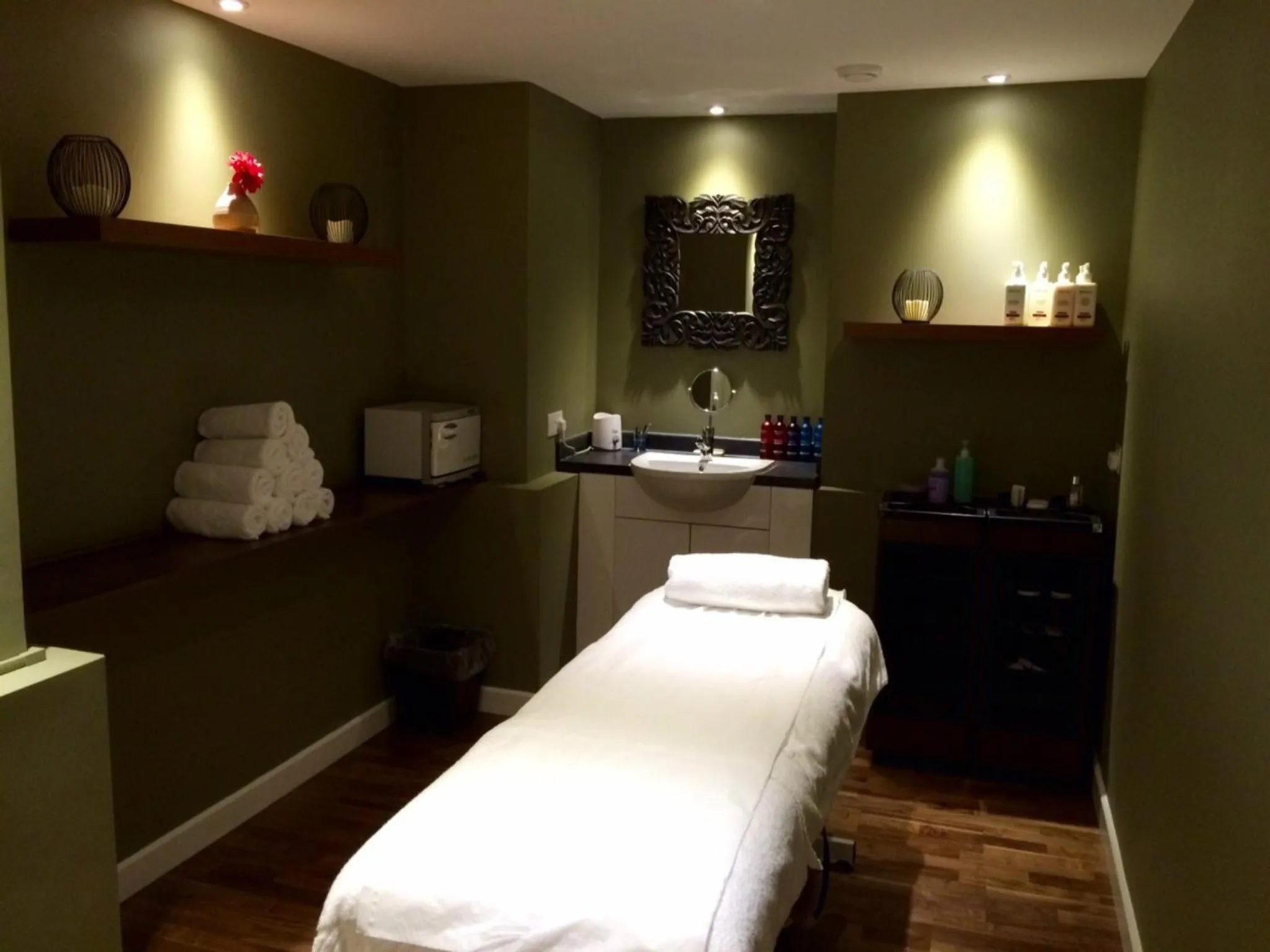Spa and wellness centre/facilities, Bed in Durley Dean
