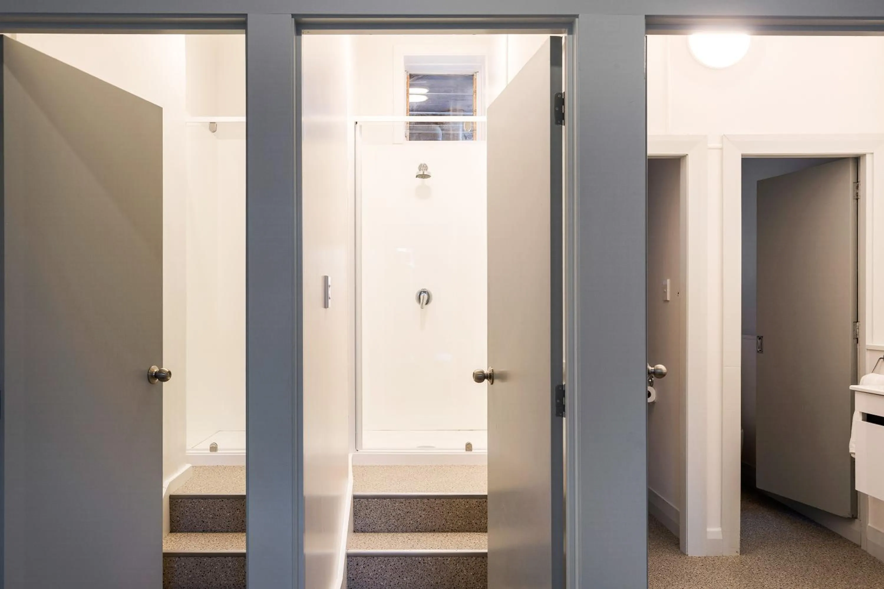 Shower in nap nap - first floor