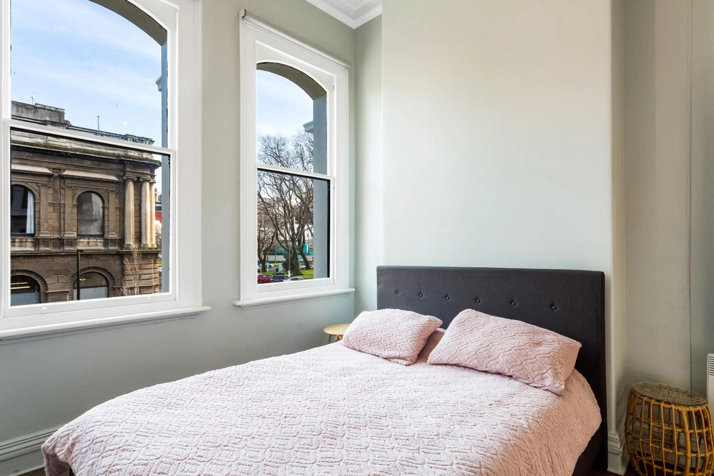 Bedroom, Bed in nap nap - first floor