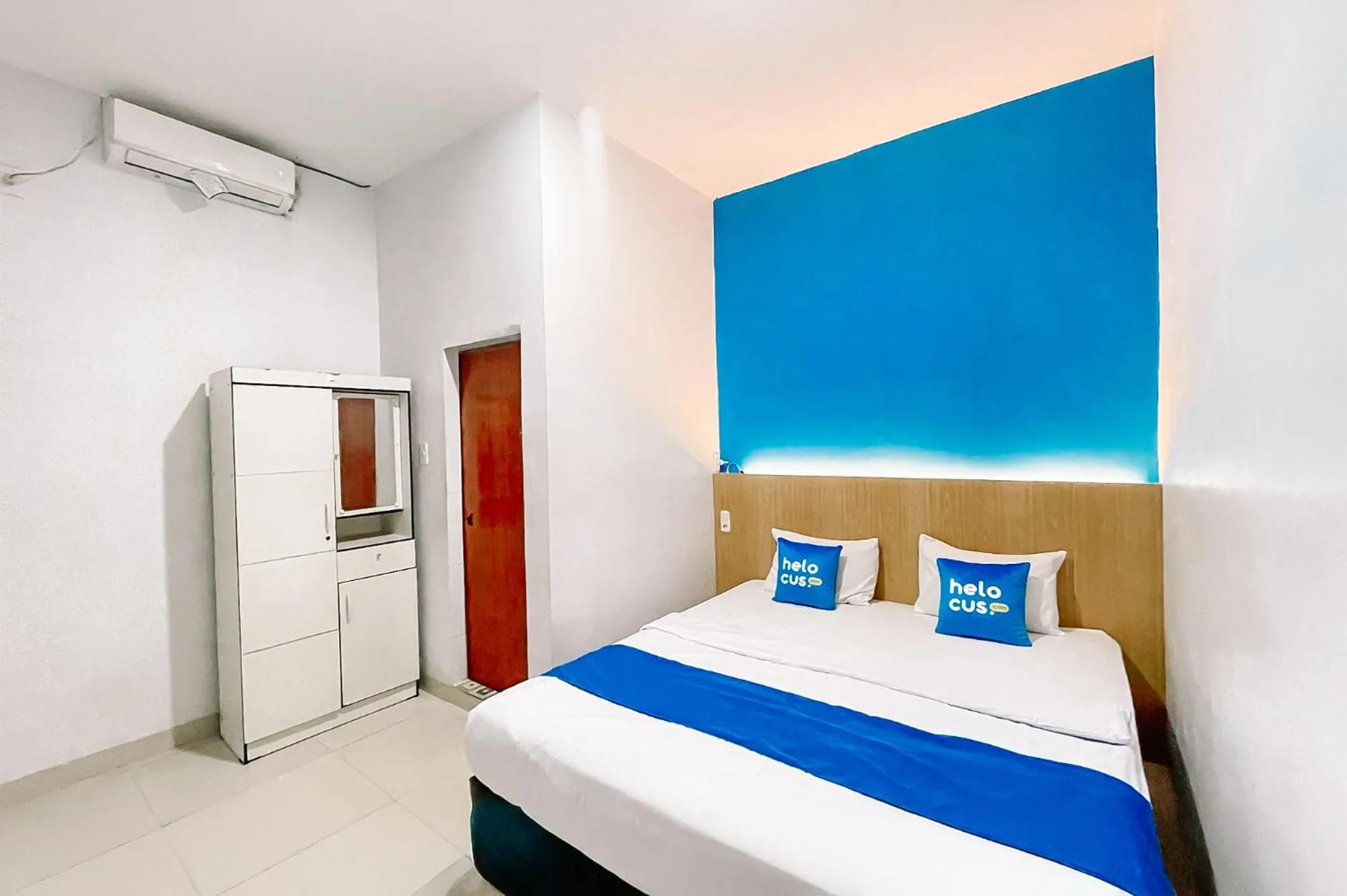 Bedroom, Bed in Sg Premium Guest House By Helocus