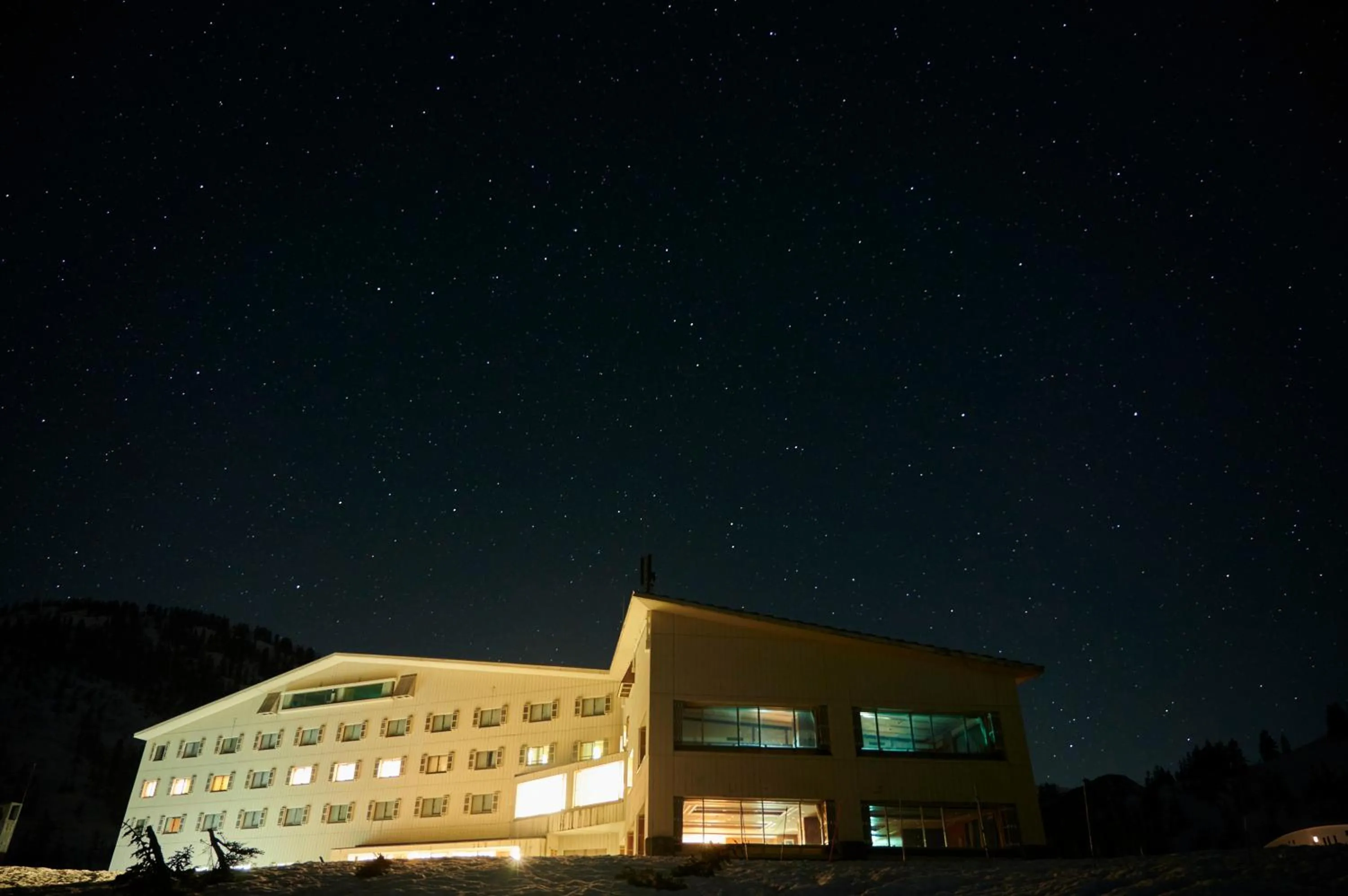 Property building in Midagahara Hotel