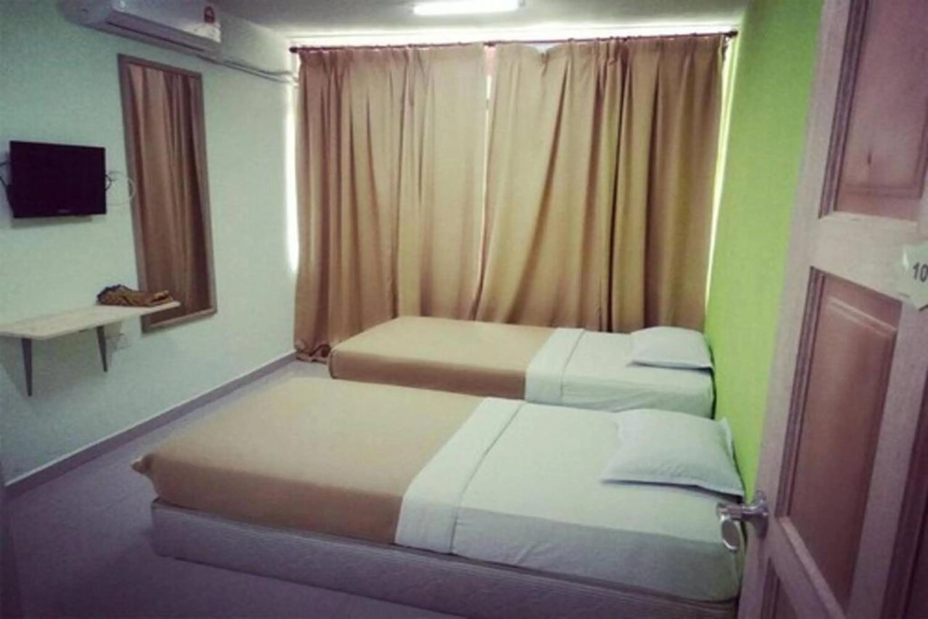 Bedroom, Bed in F Hotel Bayan Lepas