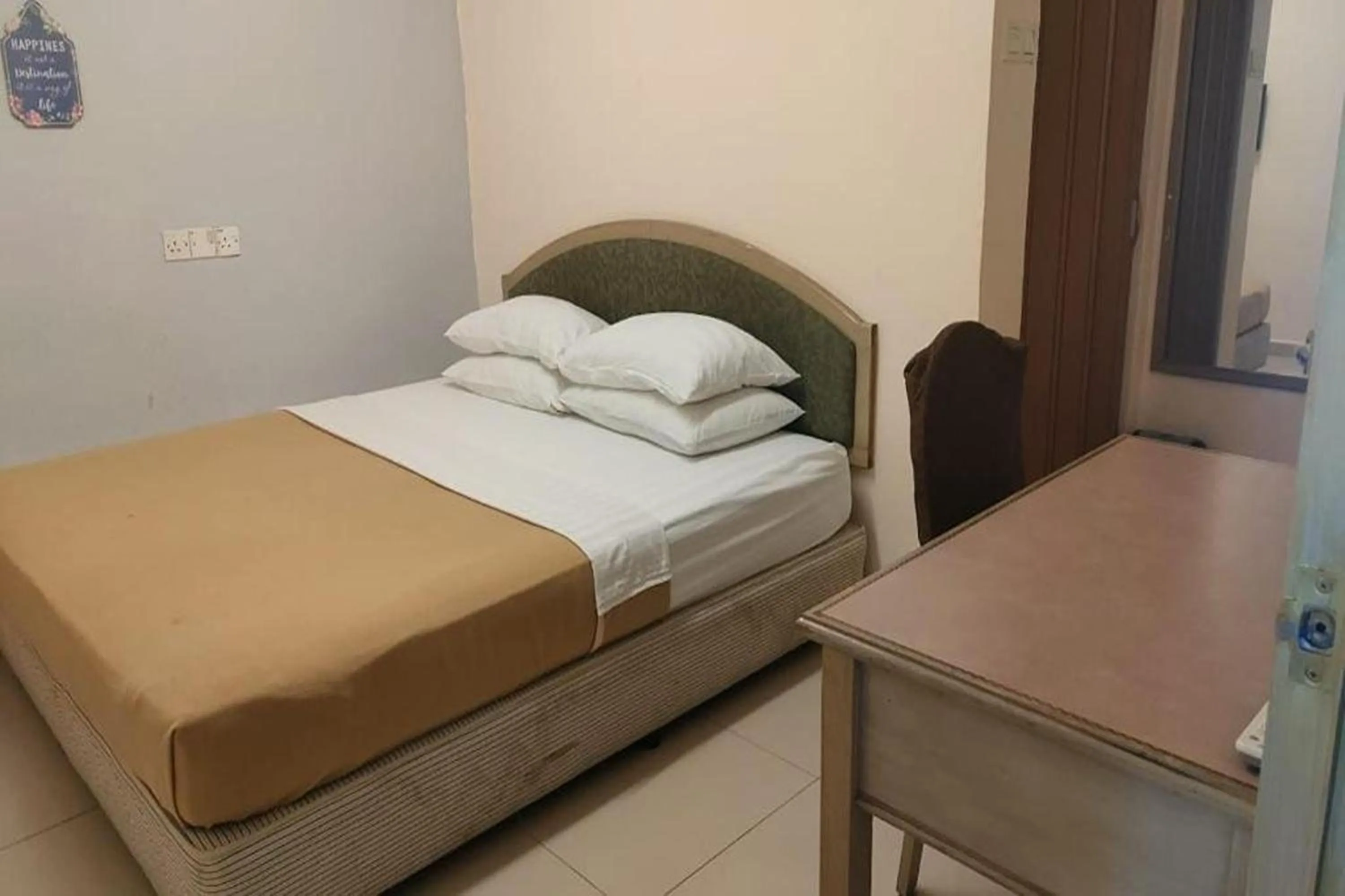 Bed in F Hotel Bayan Lepas