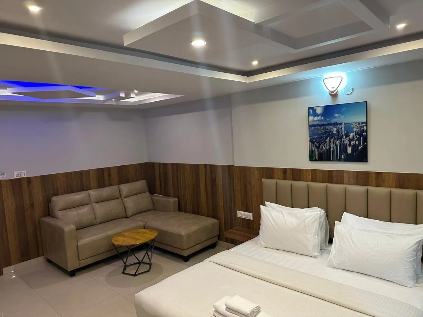 Seating area in Hotel Avenue Suites Near International Airport Bangalore