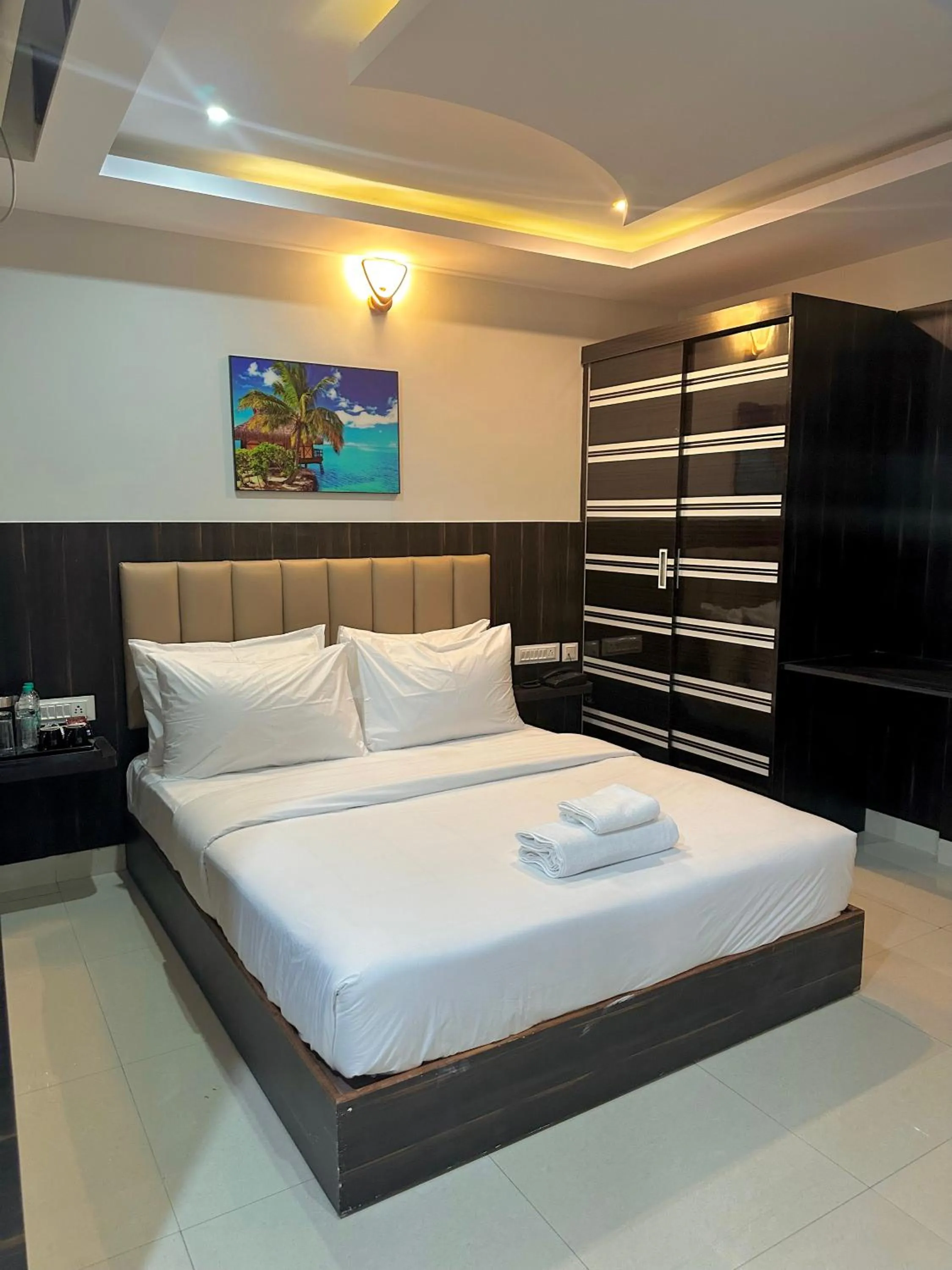 Bed in Hotel Avenue Suites Near International Airport Bangalore