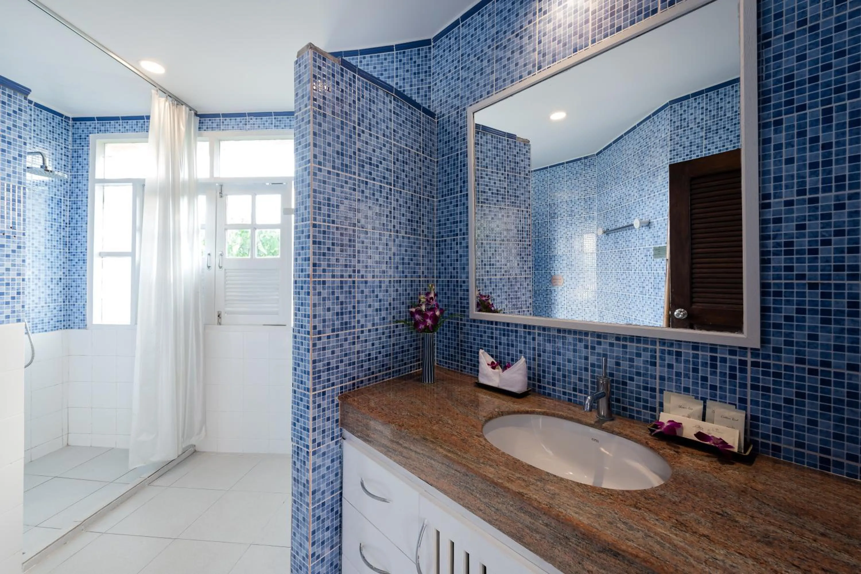 Shower in Twin Villas Ao Nang