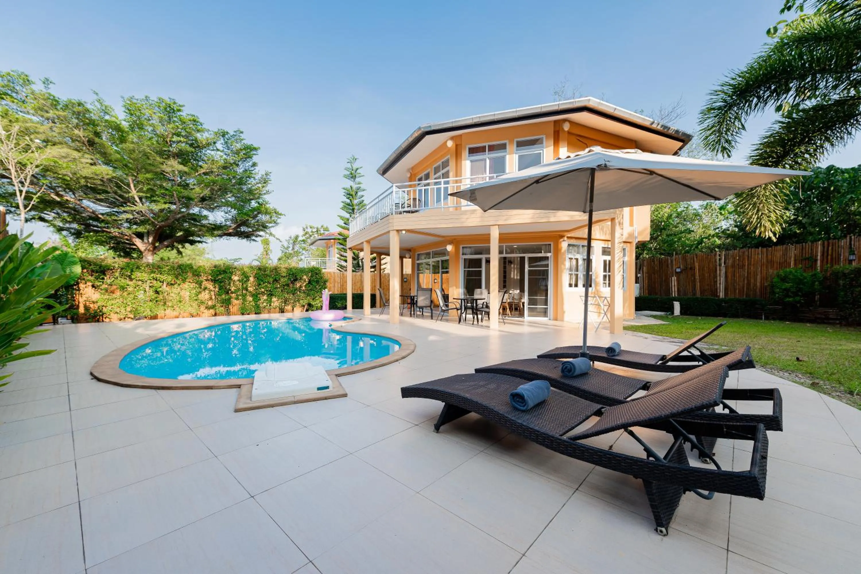 Property building in Twin Villas Ao Nang