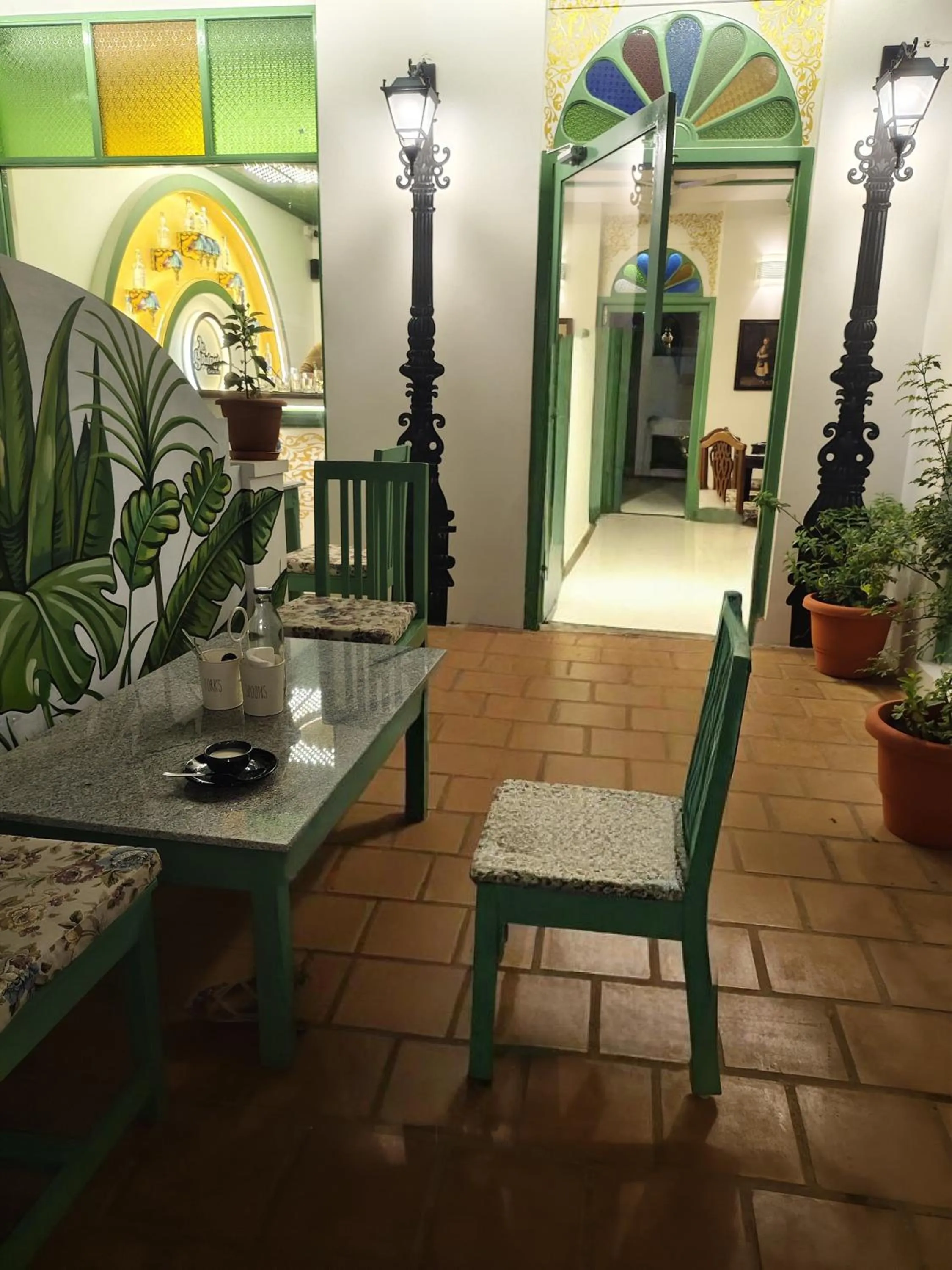 Restaurant/places to eat in Bel Abri Colonial Living, Pondicherry