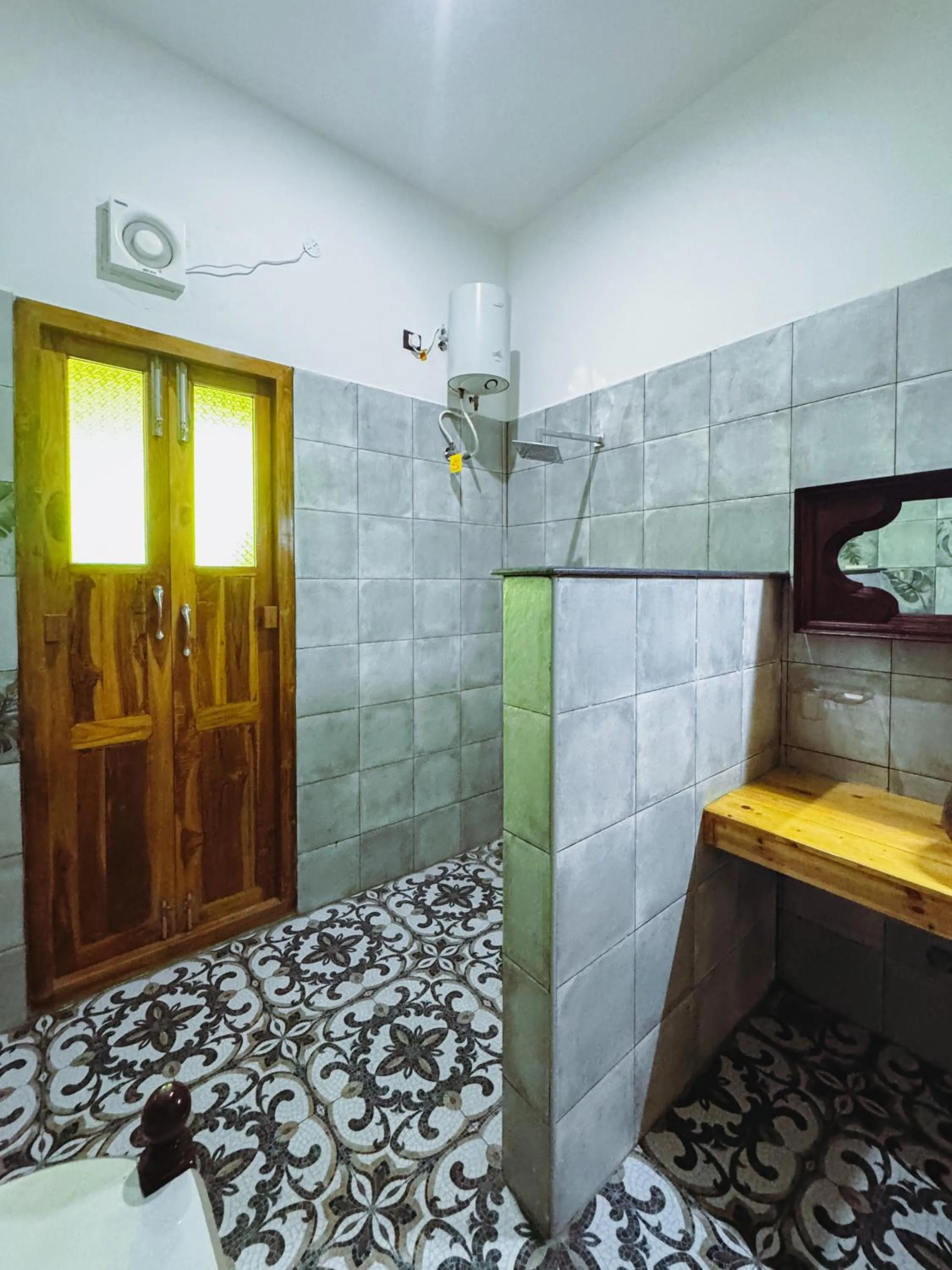 Bathroom in Bel Abri Colonial Living, Pondicherry
