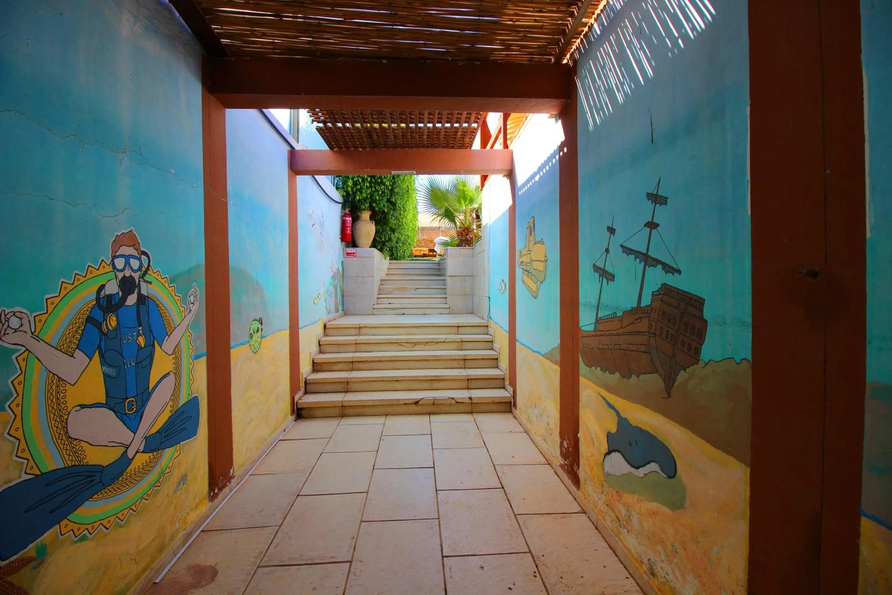 Property building in Custo Club