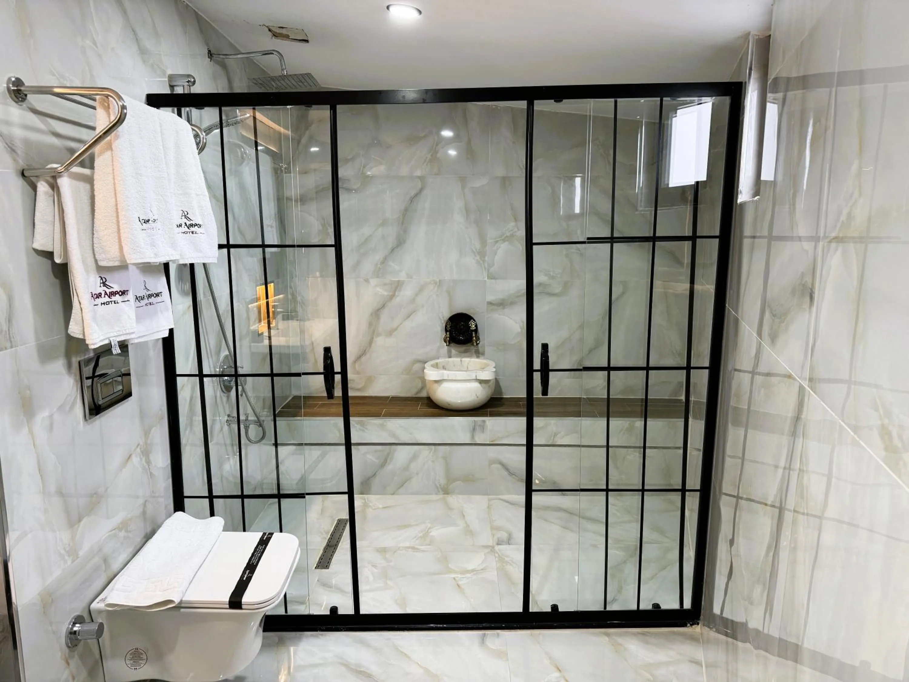 Public Bath in Atar Airport Hotel - Spa & Wellness