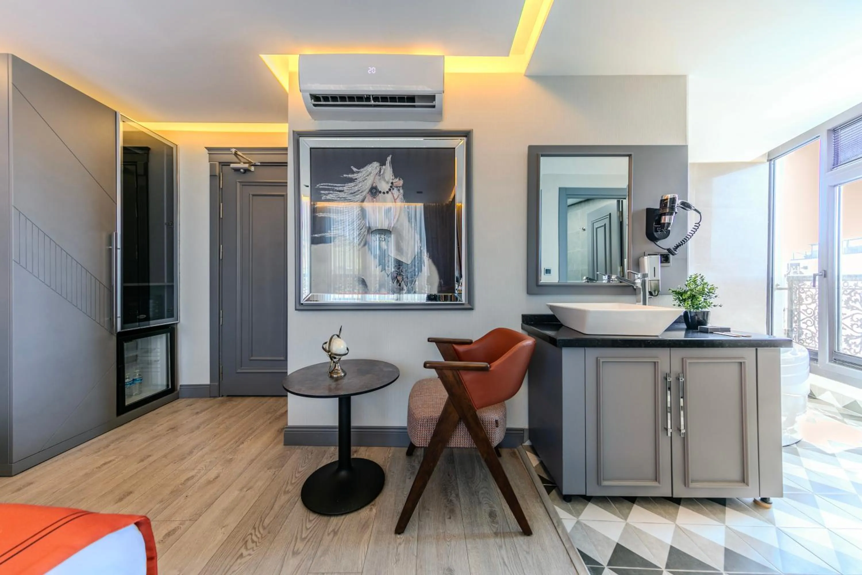 Photo of the whole room in Atar Airport Hotel - Spa & Wellness